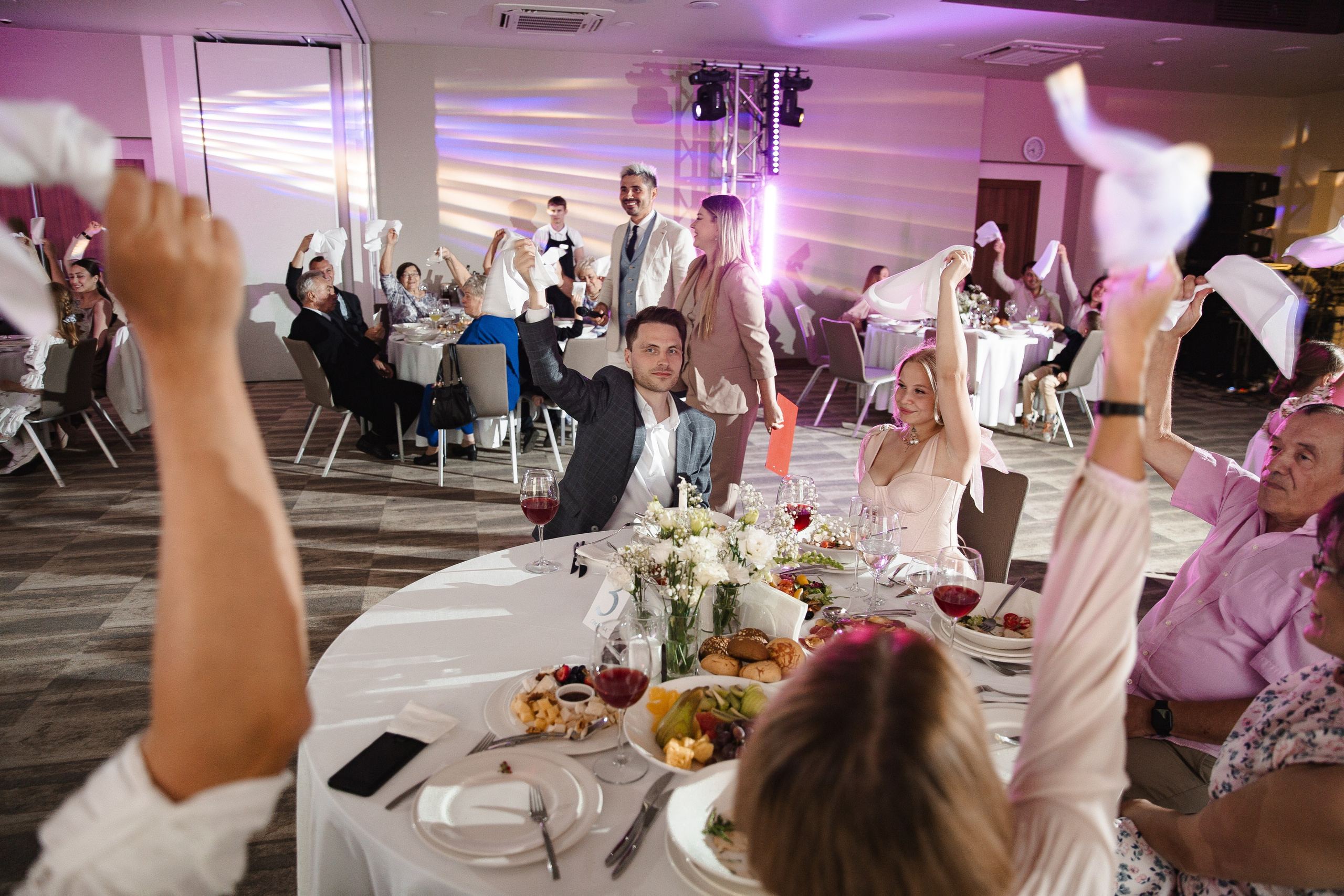 Элегантная свадьба в Hilton — Данила и Марии. Свадебный фотограф в Оренбурге Илья Володьков