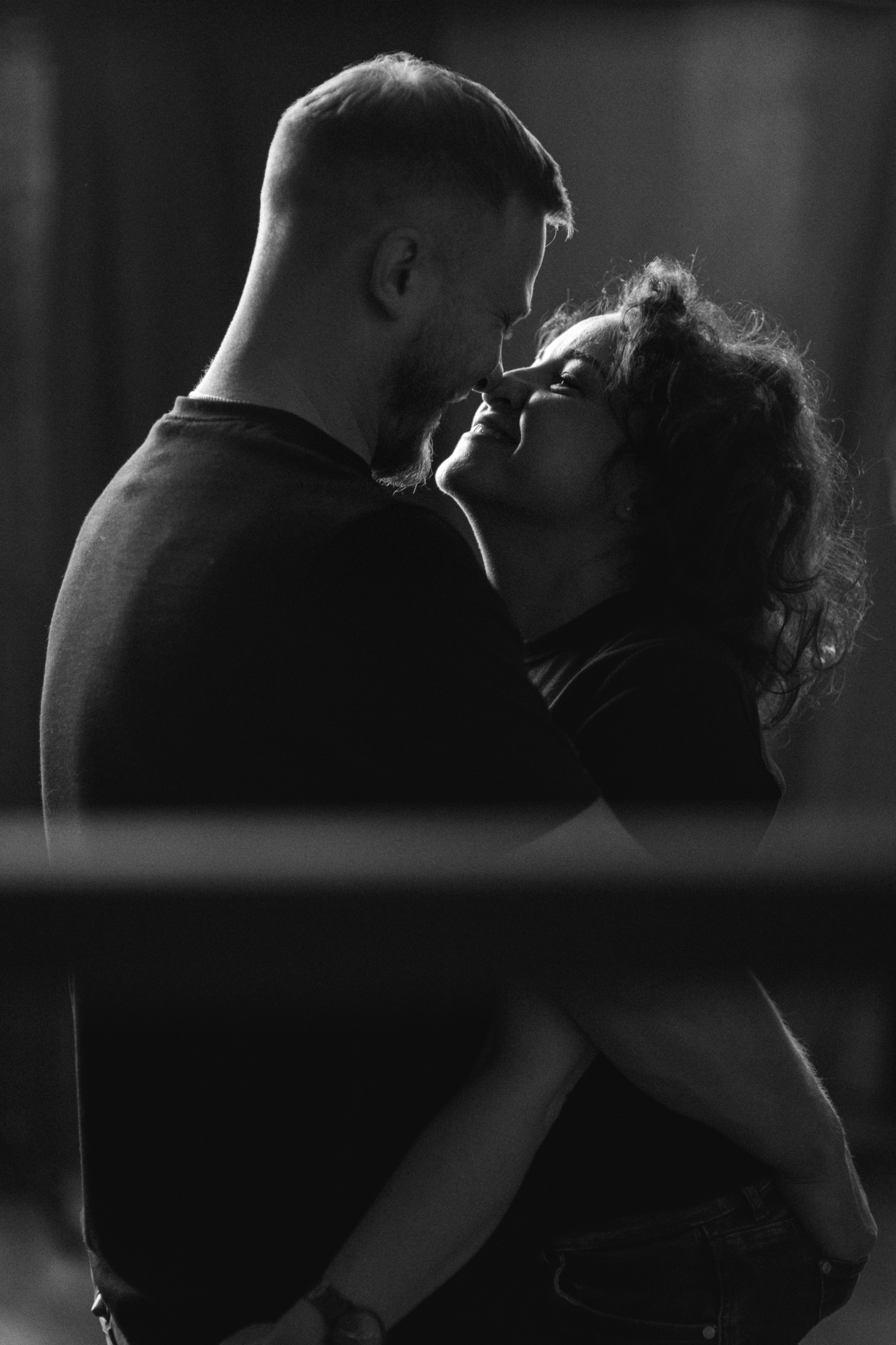 Стильная фотосессия влюбленных в студии — уют и эмоции в каждом кадре. Профессиональный фотограф в Москве. Елена Шуваева