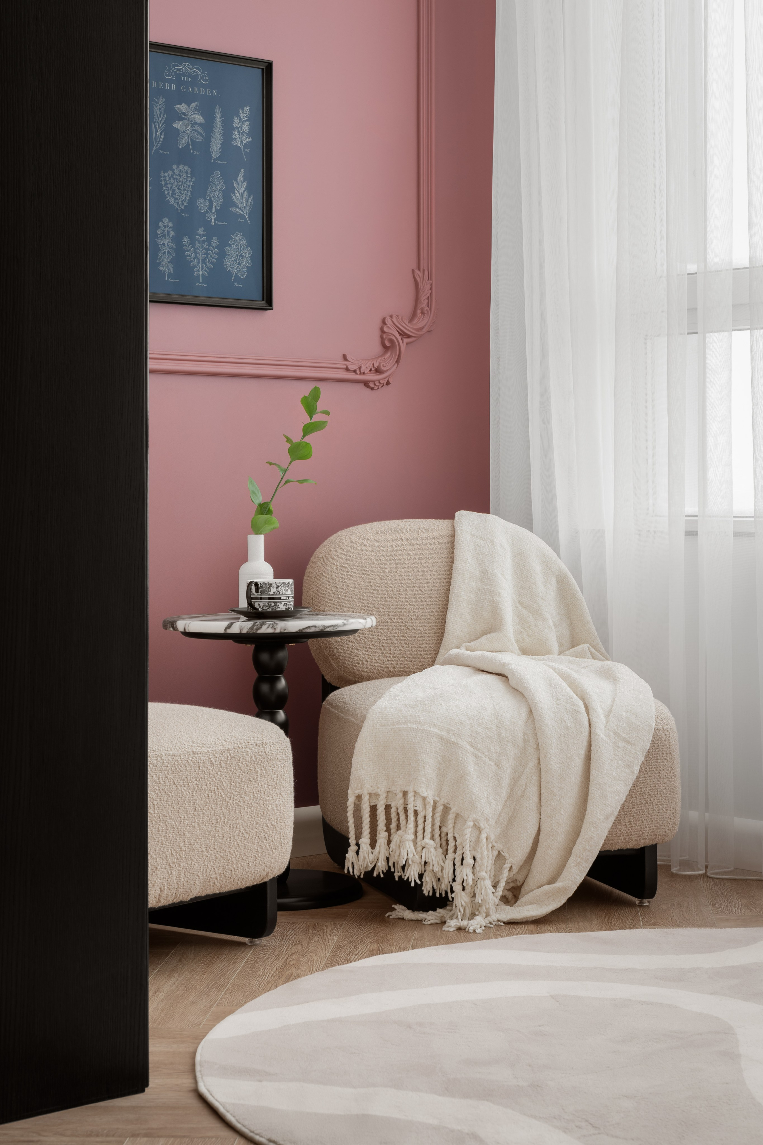 Динара Абикенова — Capital Park Light. Roman Yakunin — interior photographer in Almaty, Kazakhstan