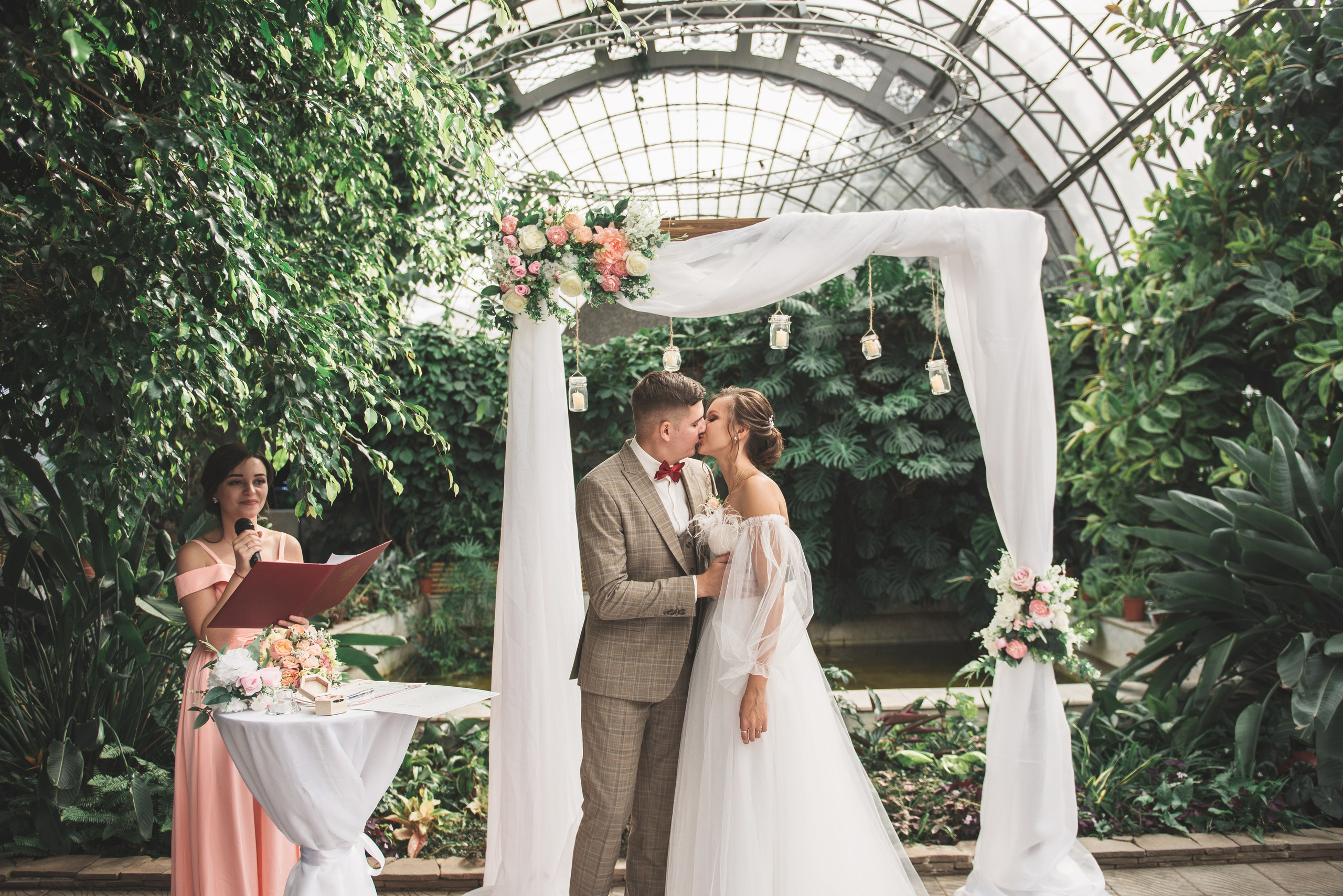 Лето в Санкт-Петербурге. Антон и Кристина. Свадебный и семейный фотограф София Невская