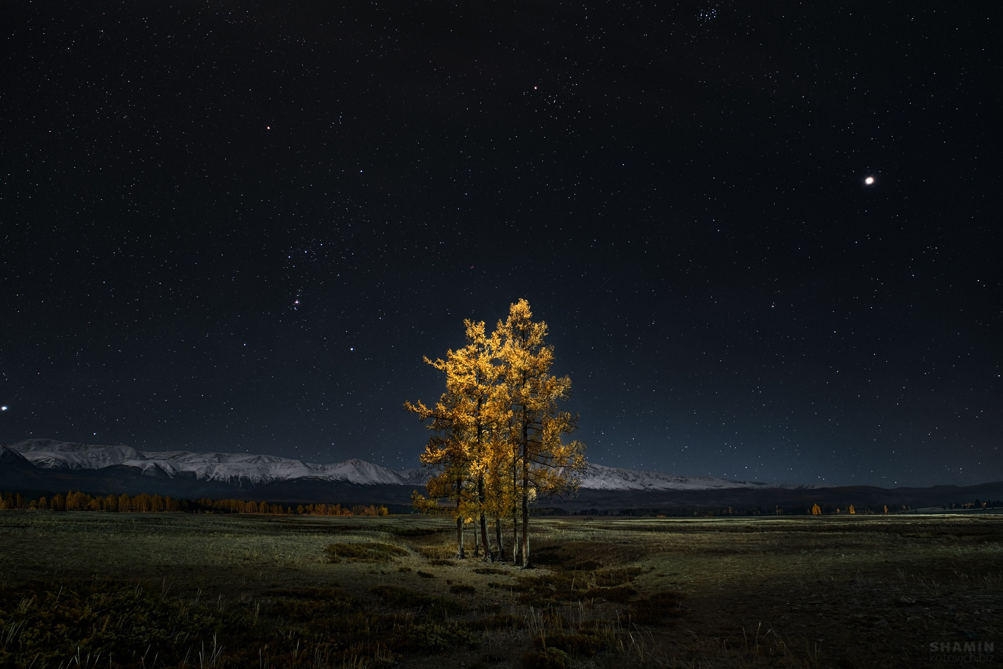 Ночной пейзаж. Фотограф Константин Шамин