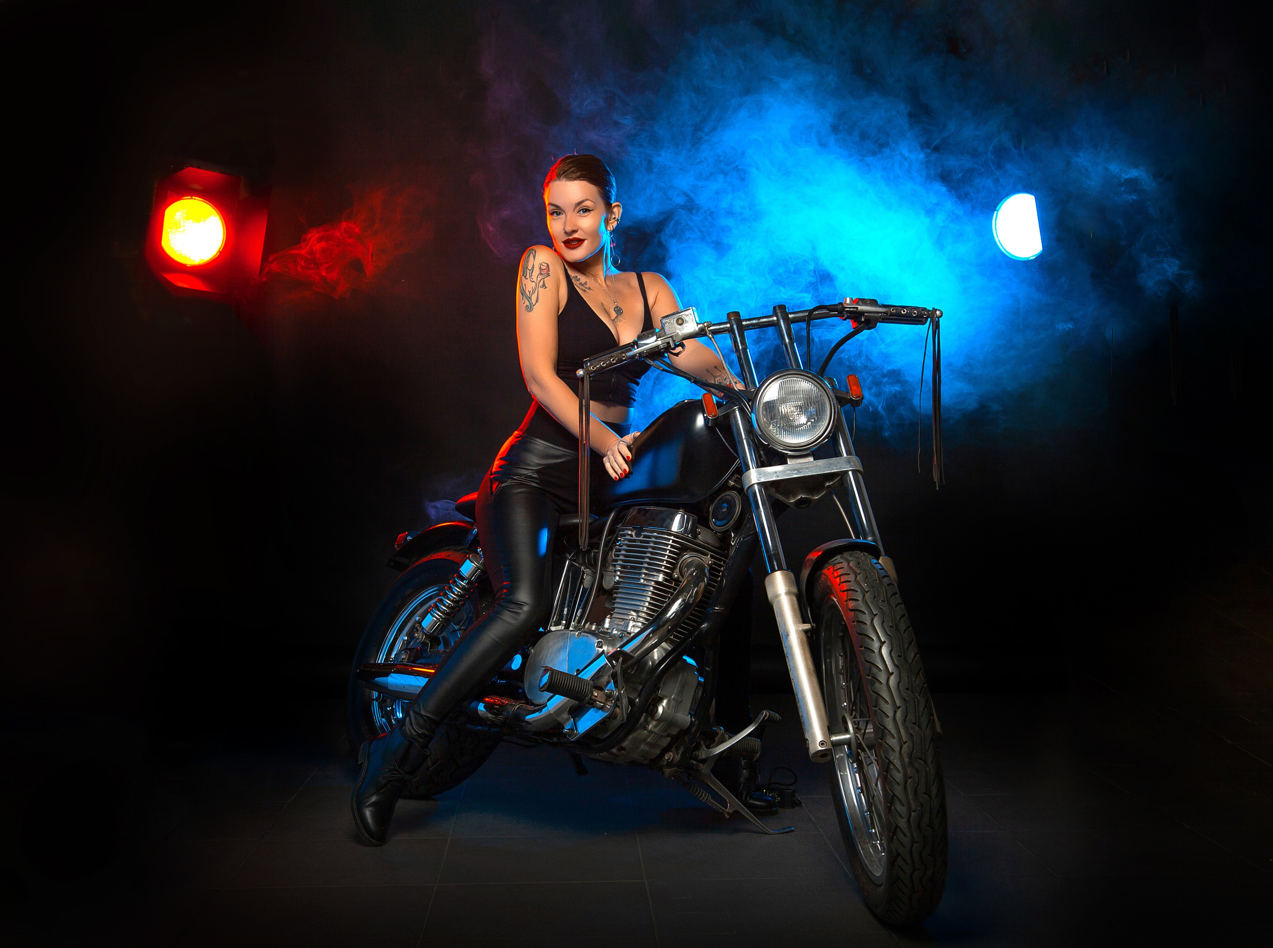 Мото-дым. Фотограф Мария Кольцова