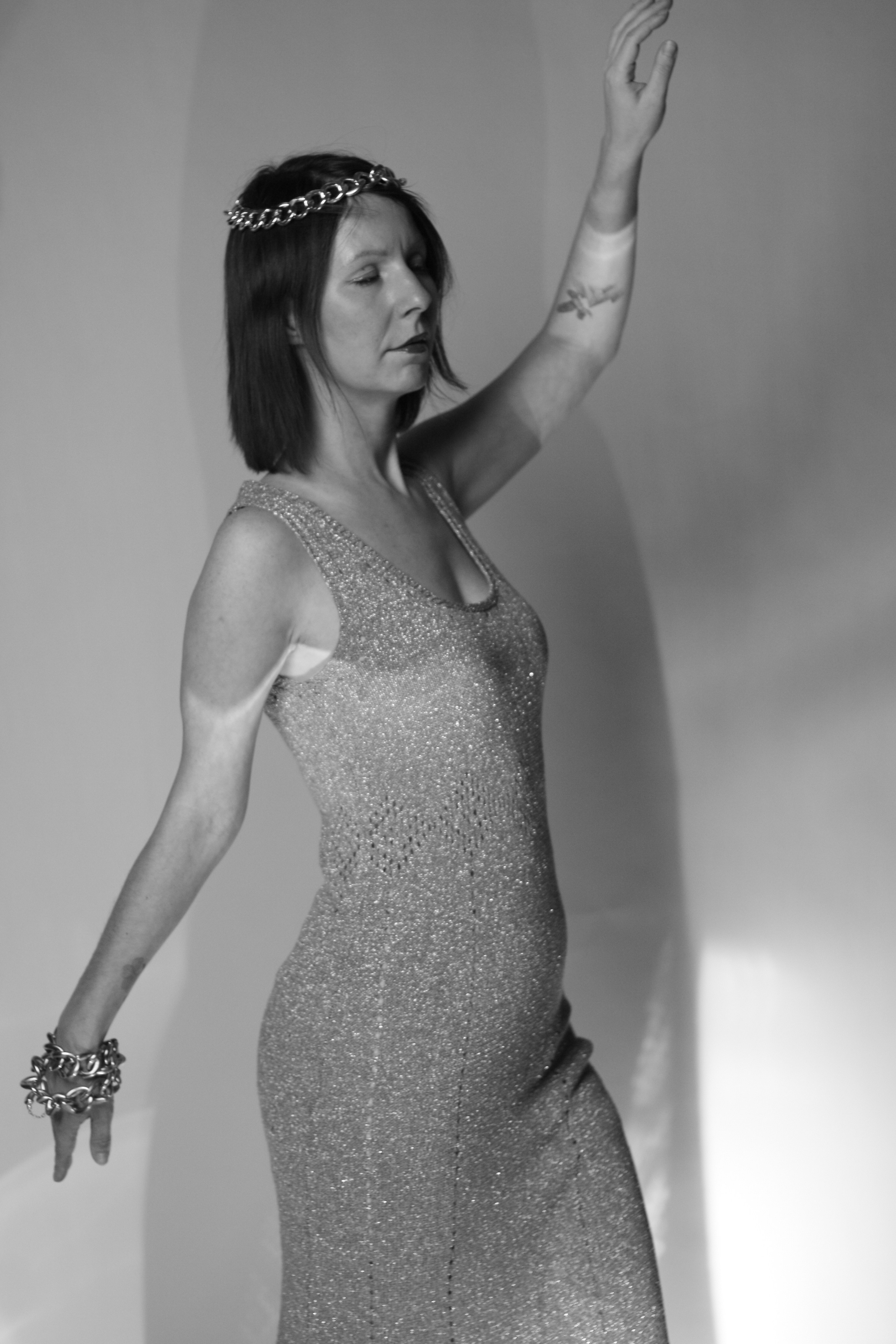 Катя — королевна с каустиками. Главная