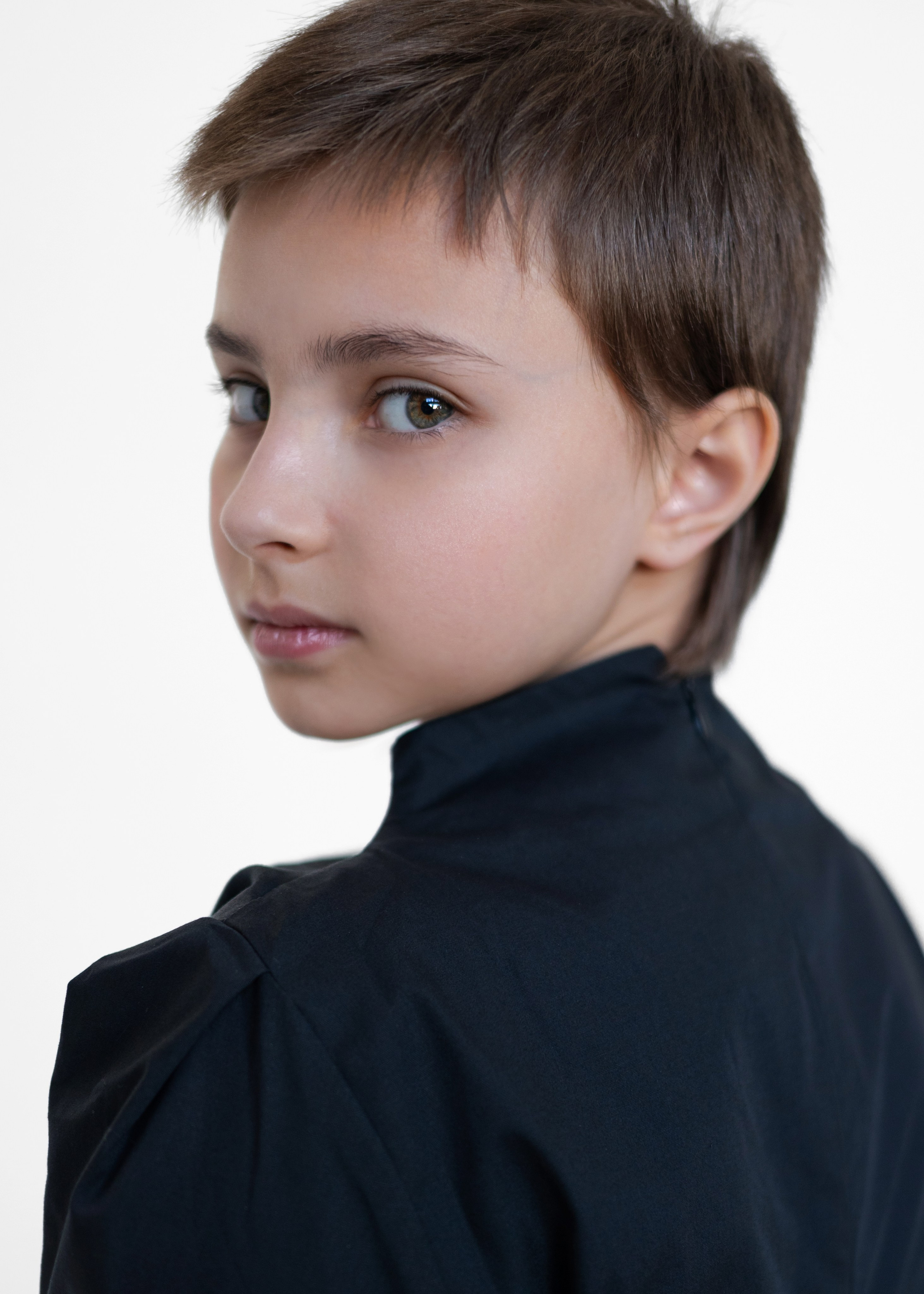 Mi. Фотограф Москва Виктория Вишневская актерское / модельное портфолио