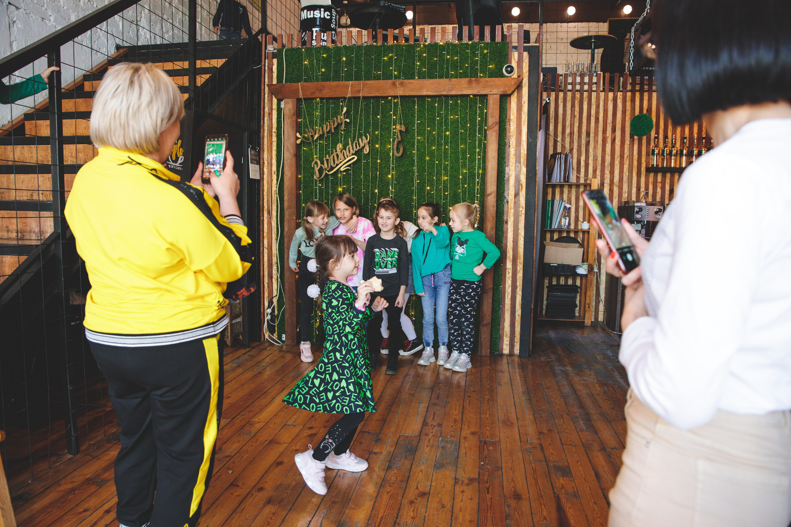 Годовщина кафе «тепло». Сайт фотографа Марина Ефанова