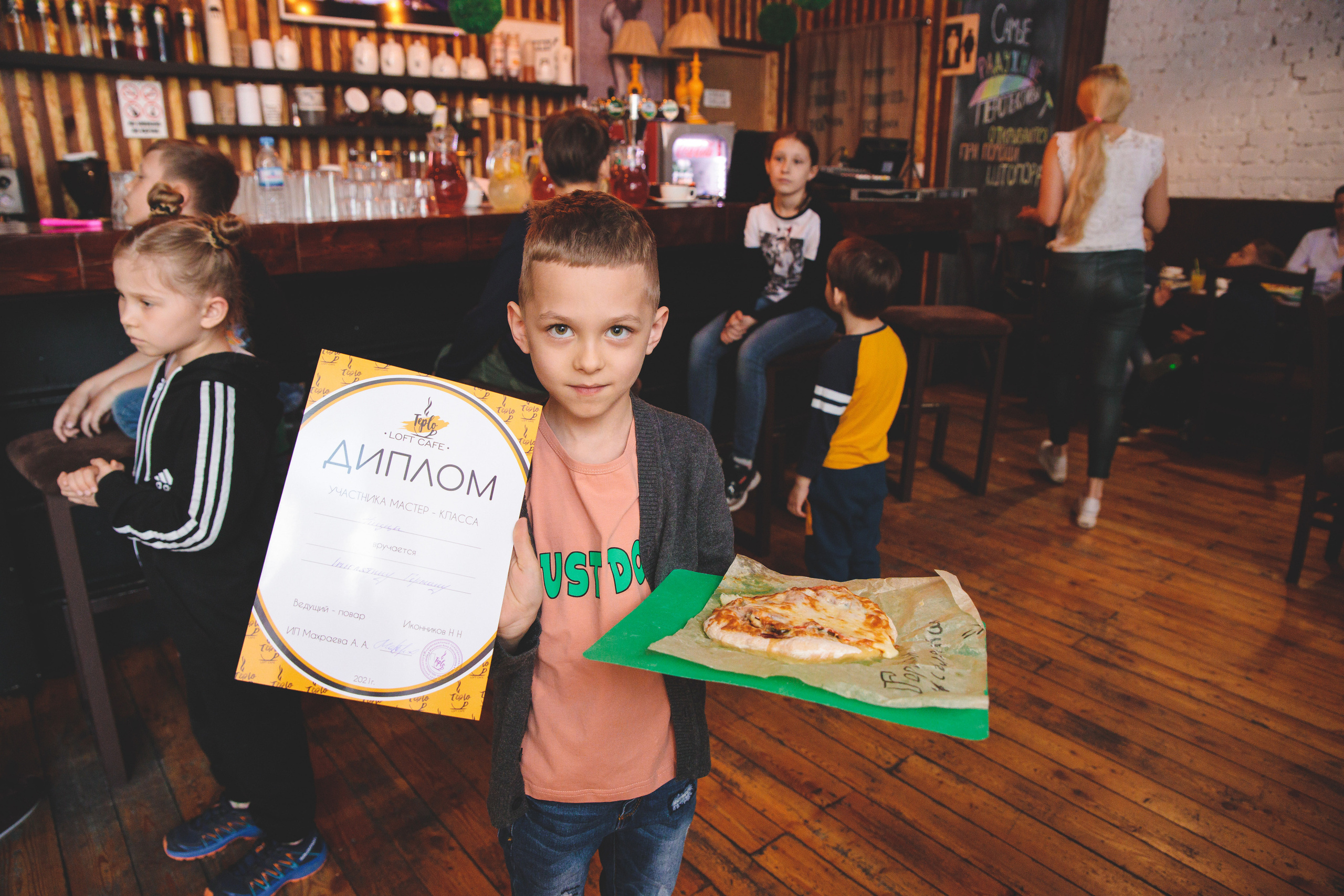 Годовщина кафе «тепло». Сайт фотографа Марина Ефанова