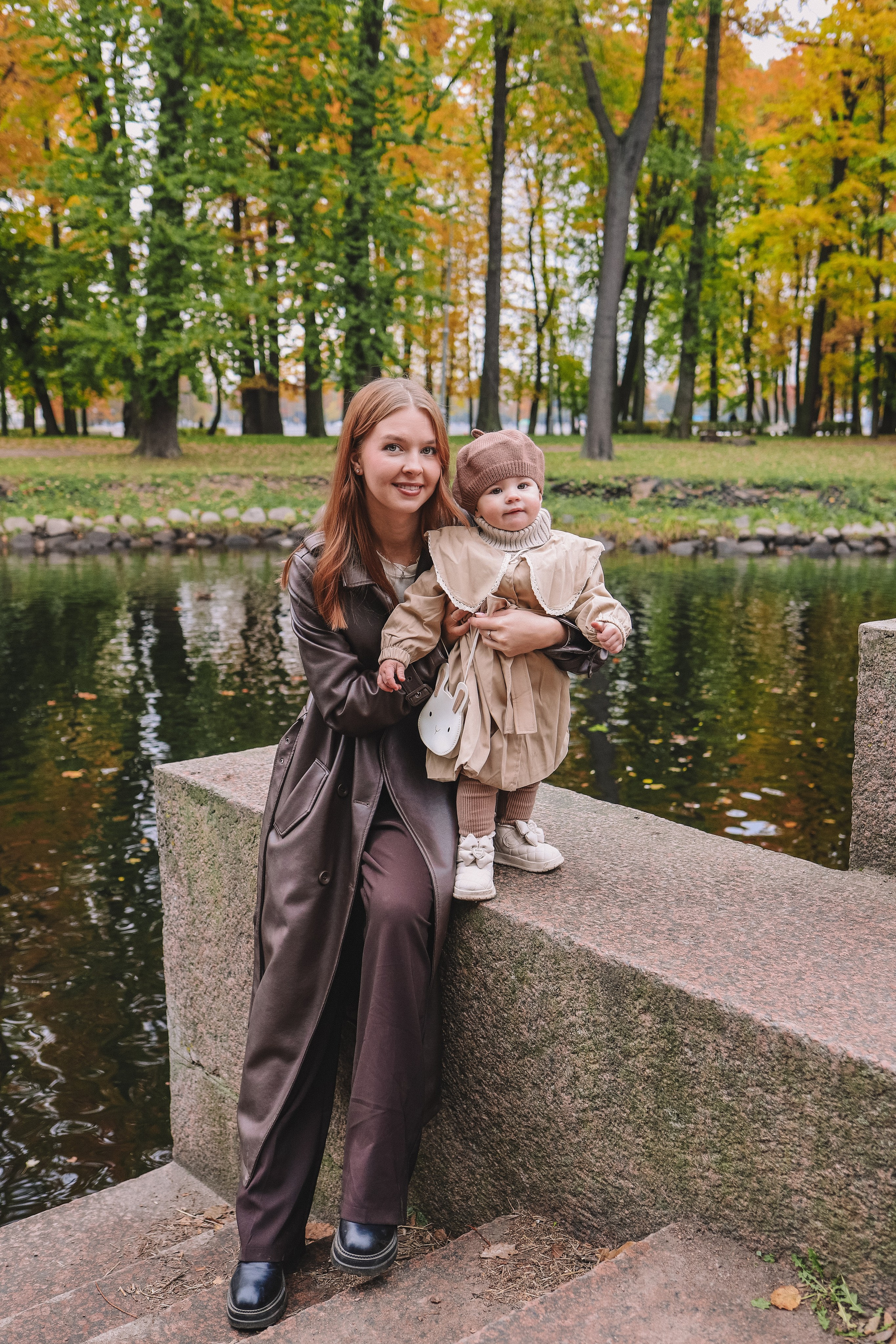 Мамы с дочками в осеннем парке. Фотограф Олеся Беляева | Санкт-Петербург и Ленобласть