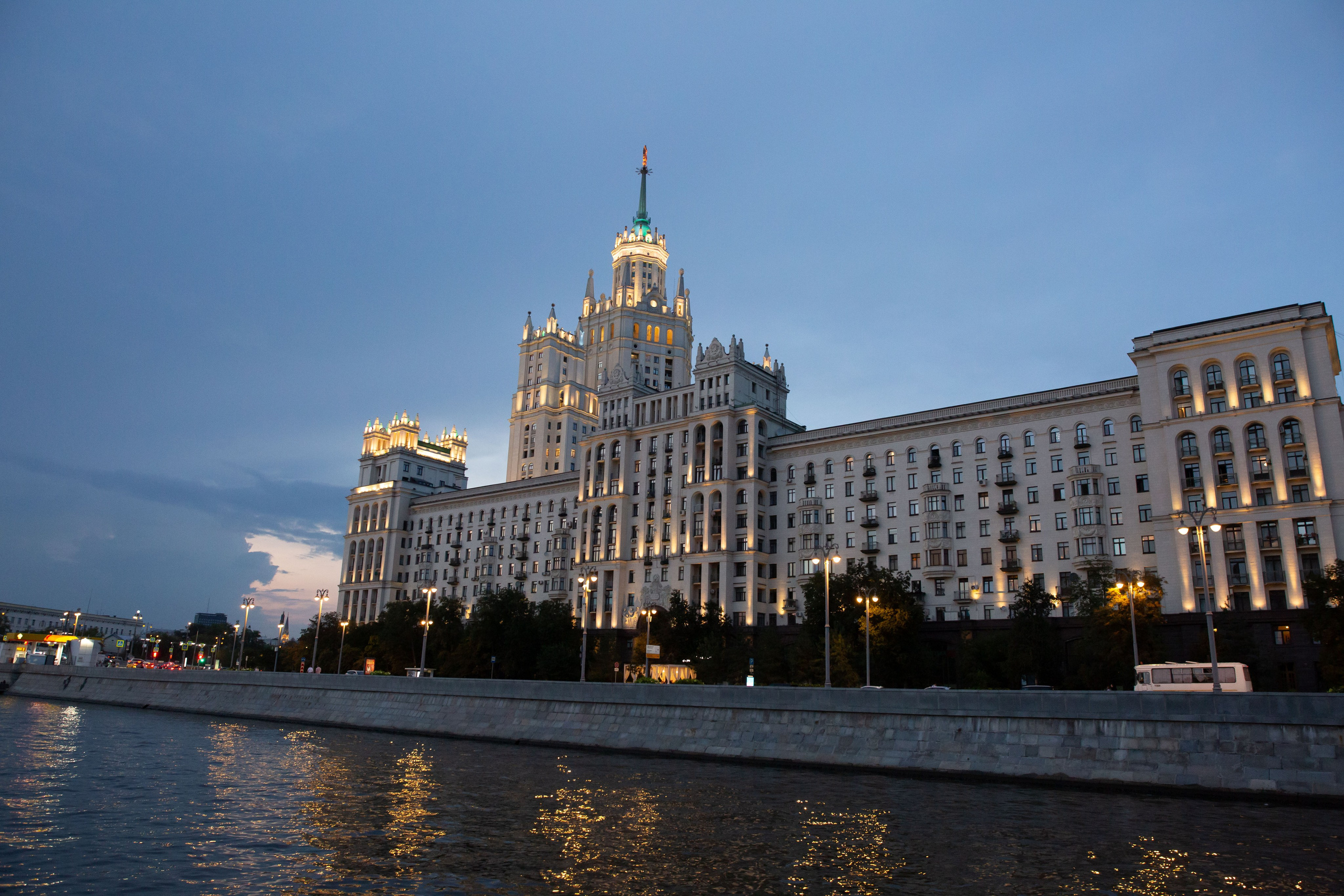 Dubai Vibes Intourist Cruise Party. Семейный и детский фотограф Анна Петракова