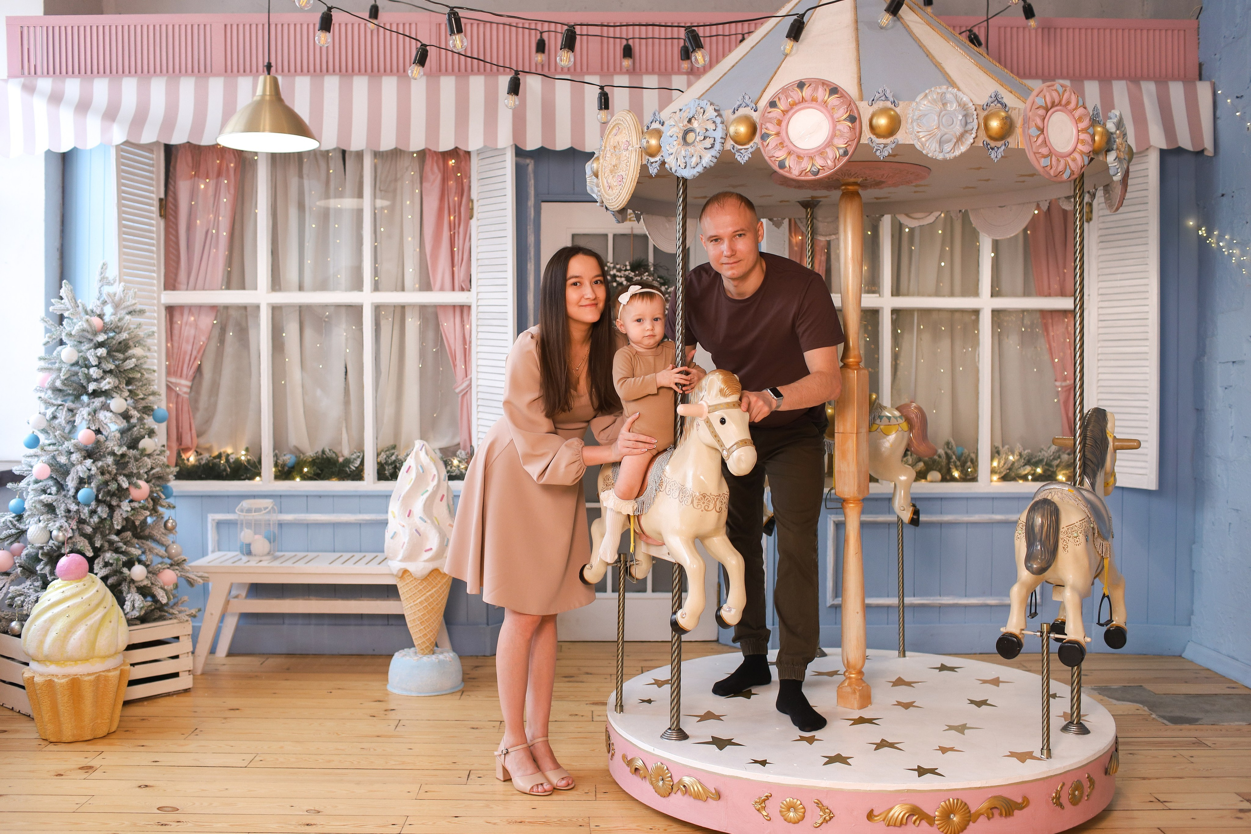 Семейные фотосессии с детьми. Ирина Кан Фотограф новорожденных в Екатеринбурге