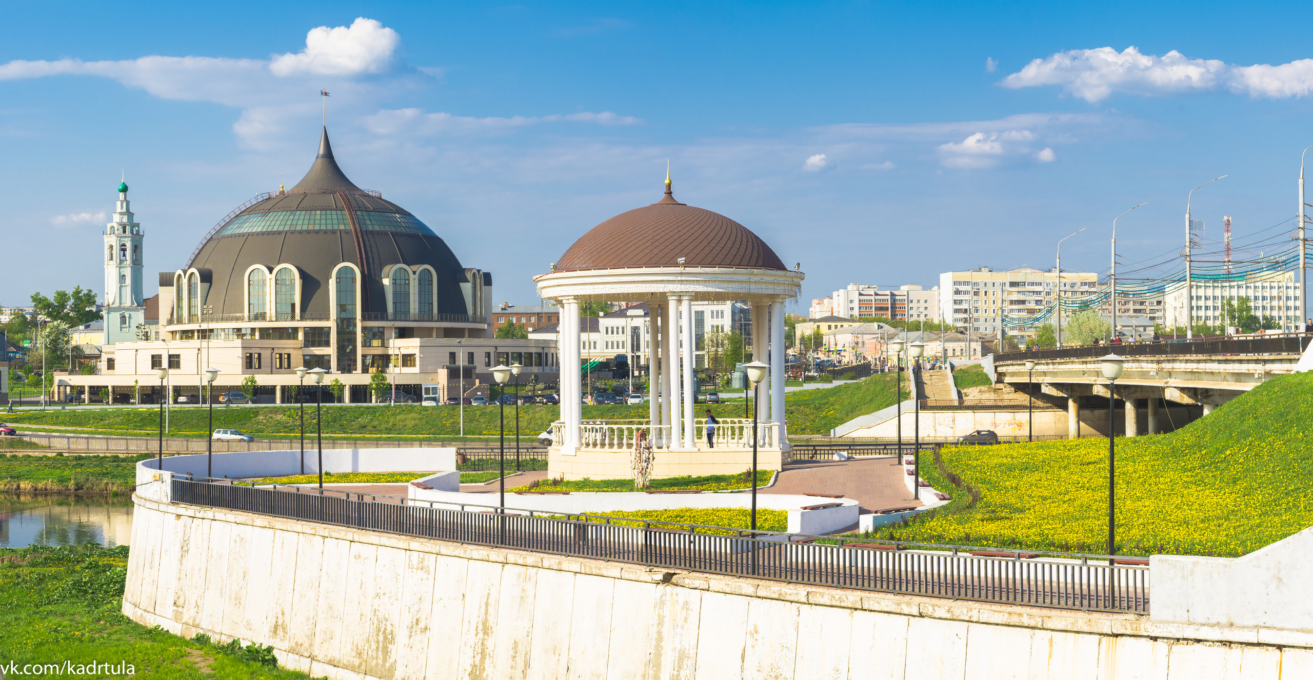 Музей оружия, набережная Упы, памятник Тульскому Левше. Фотограф в Туле Крупский АнДРей. Фотостудия «КАДР71» в Туле