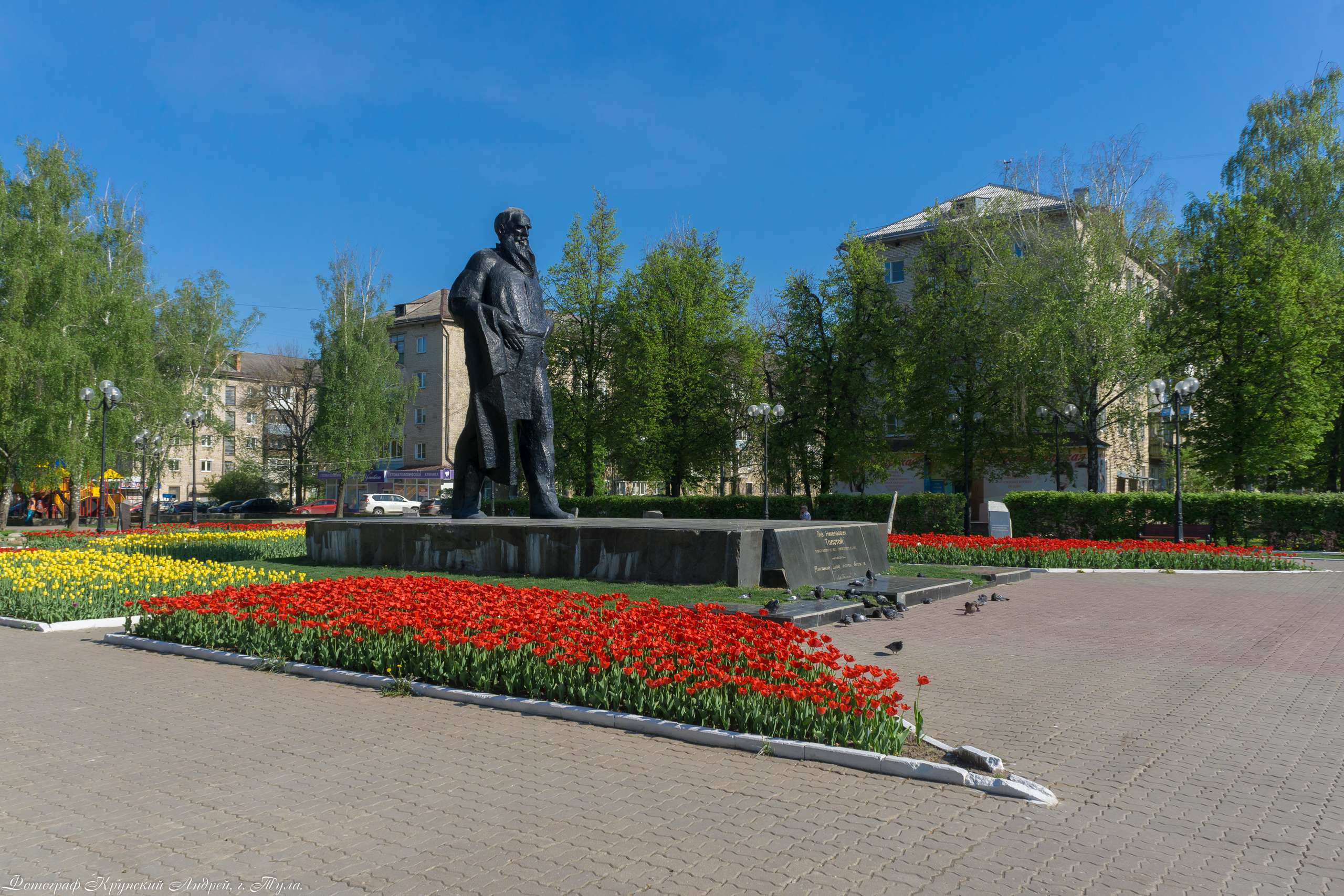 Толстовский сквер г. Тула. Фотограф в Туле Крупский АнДРей. Фотостудия «КАДР71» в Туле