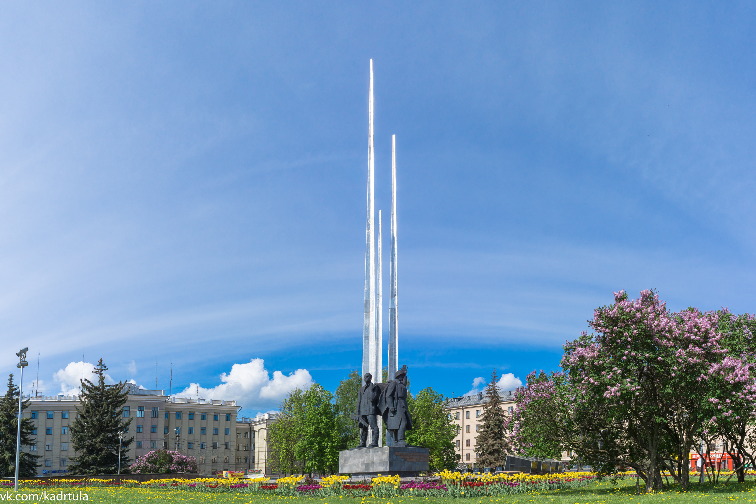 Мемориал «Три Штыка» на «Площади Победы» в г. Тула. Фотограф в Туле Крупский АнДРей. Фотостудия «КАДР71» в Туле