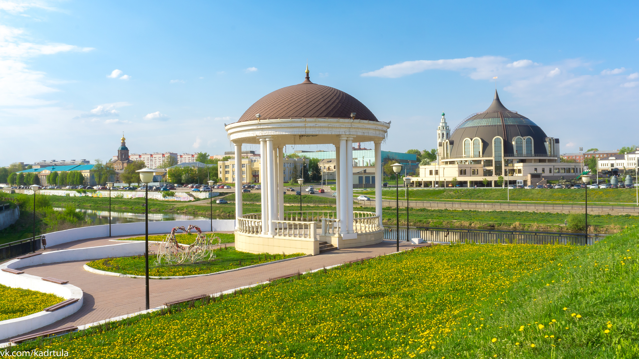 Музей оружия, набережная Упы, памятник Тульскому Левше. Фотограф в Туле Крупский АнДРей. Фотостудия «КАДР71» в Туле