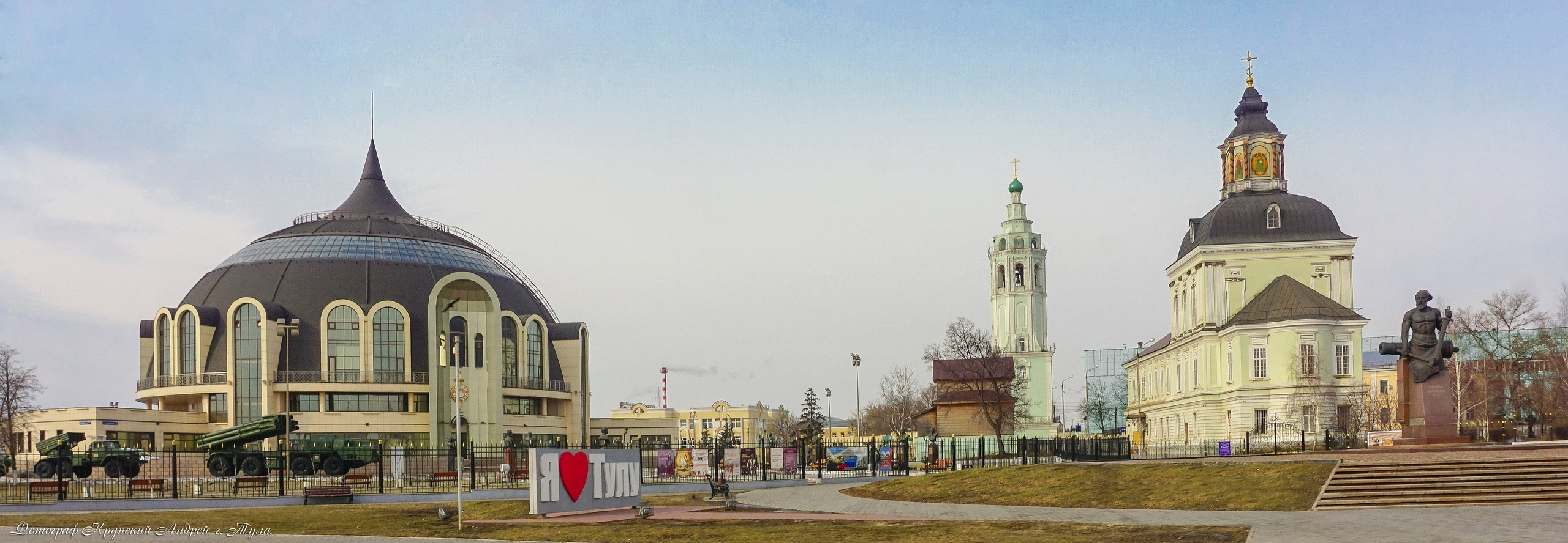 Музей оружия, набережная Упы, памятник Тульскому Левше. Фотограф в Туле Крупский АнДРей. Фотостудия «КАДР71» в Туле