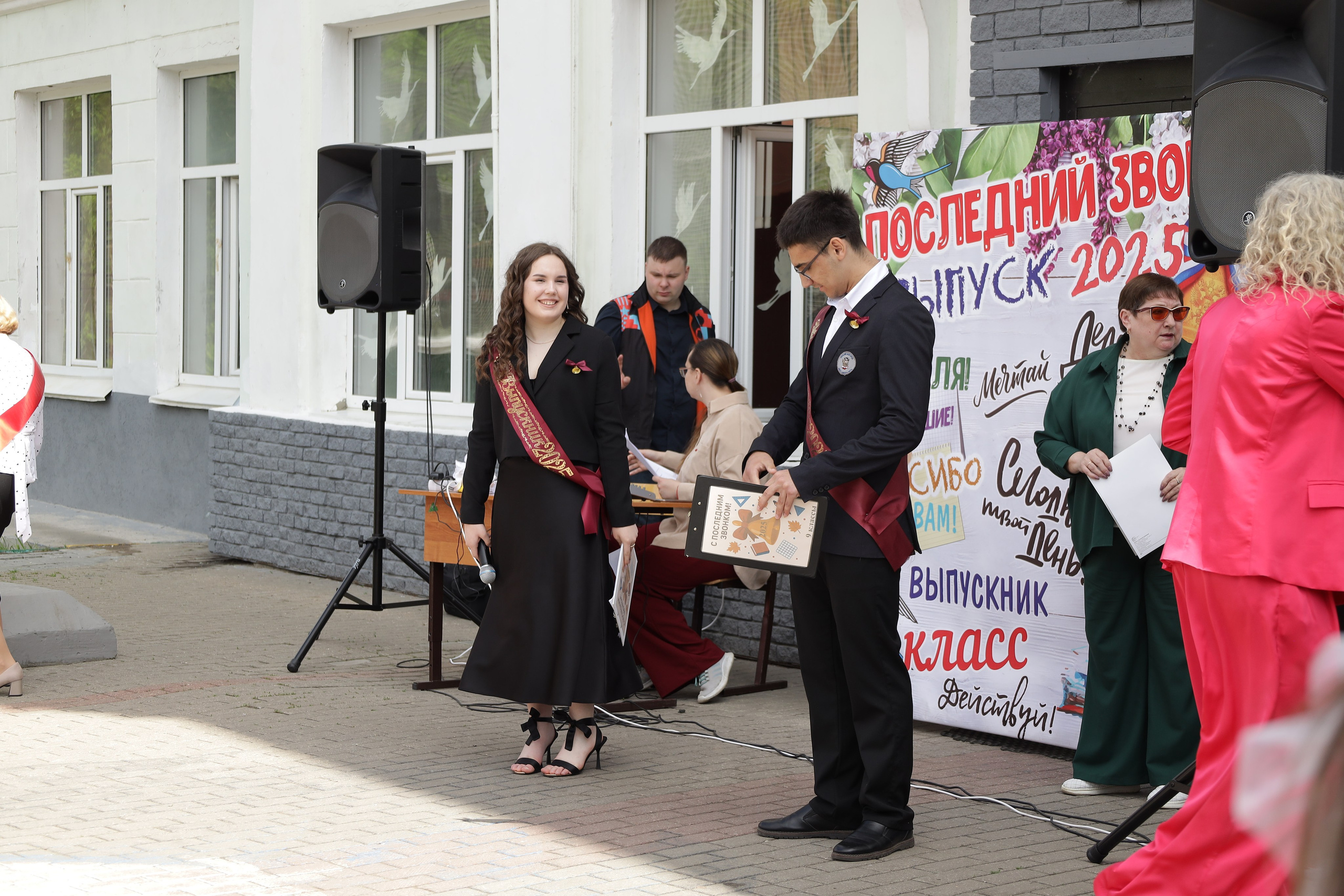 Последний звонок. Фотограф Надршина Лилия