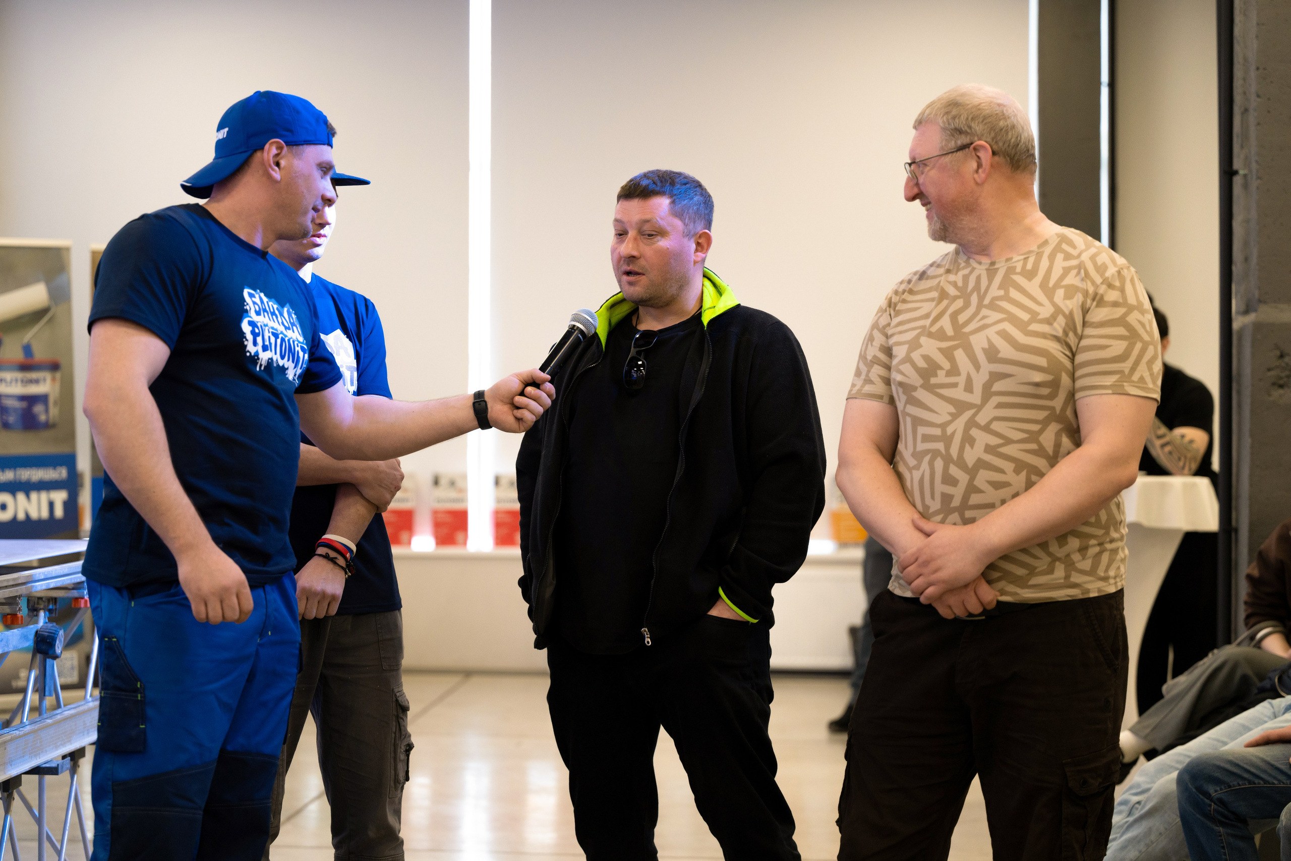 Форум от компании строительных материалов «Plitonit». Репортажный фотограф