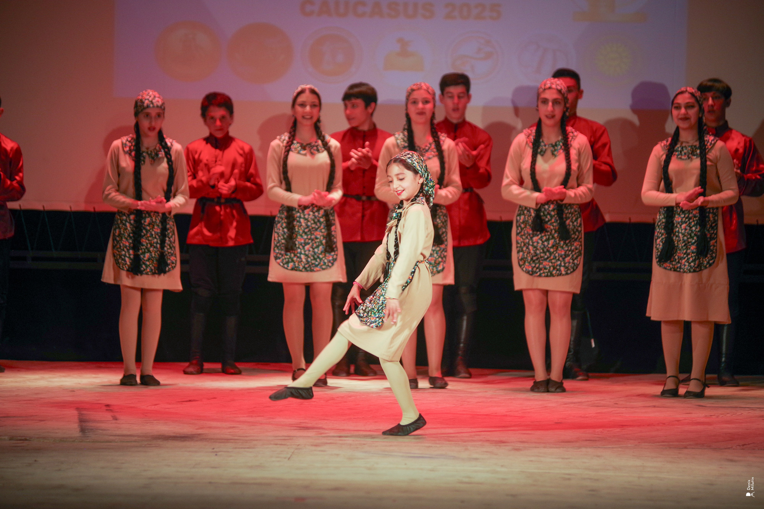 Танцы в прекрасном Они. Портретный фотограф Денис Милютин