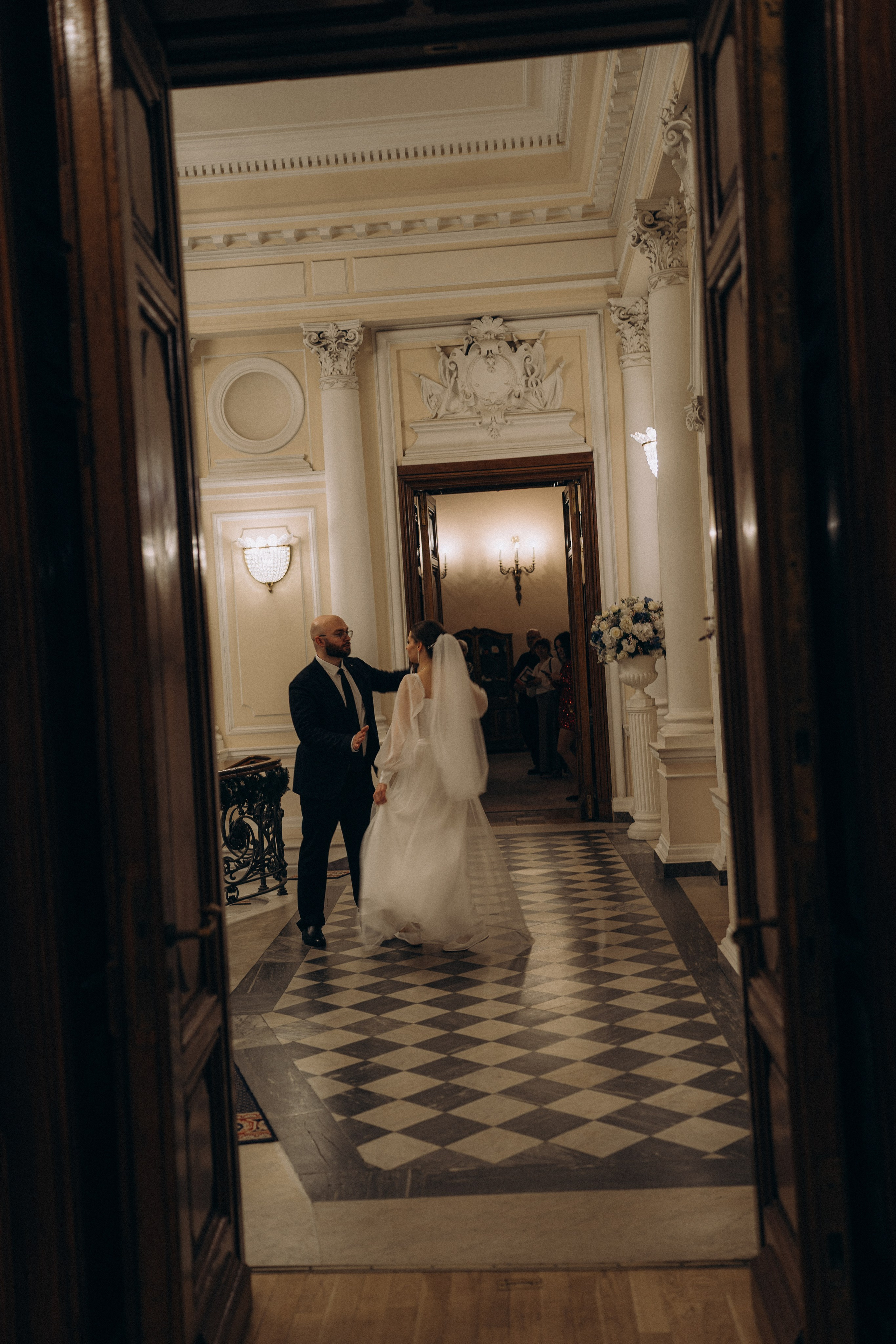 СВАДЕБНАЯ СЬЕМКА ВО ВТОРОМ ДВОРЦЕ (ДЕКАБРЬ) ТАКЖЕ СЬЕМКА В СТУДИИ НА ЧЕРНЫШЕВСКОЙ. Профессиональный фотограф, Санкт-Петербург — Виктория Богомолова