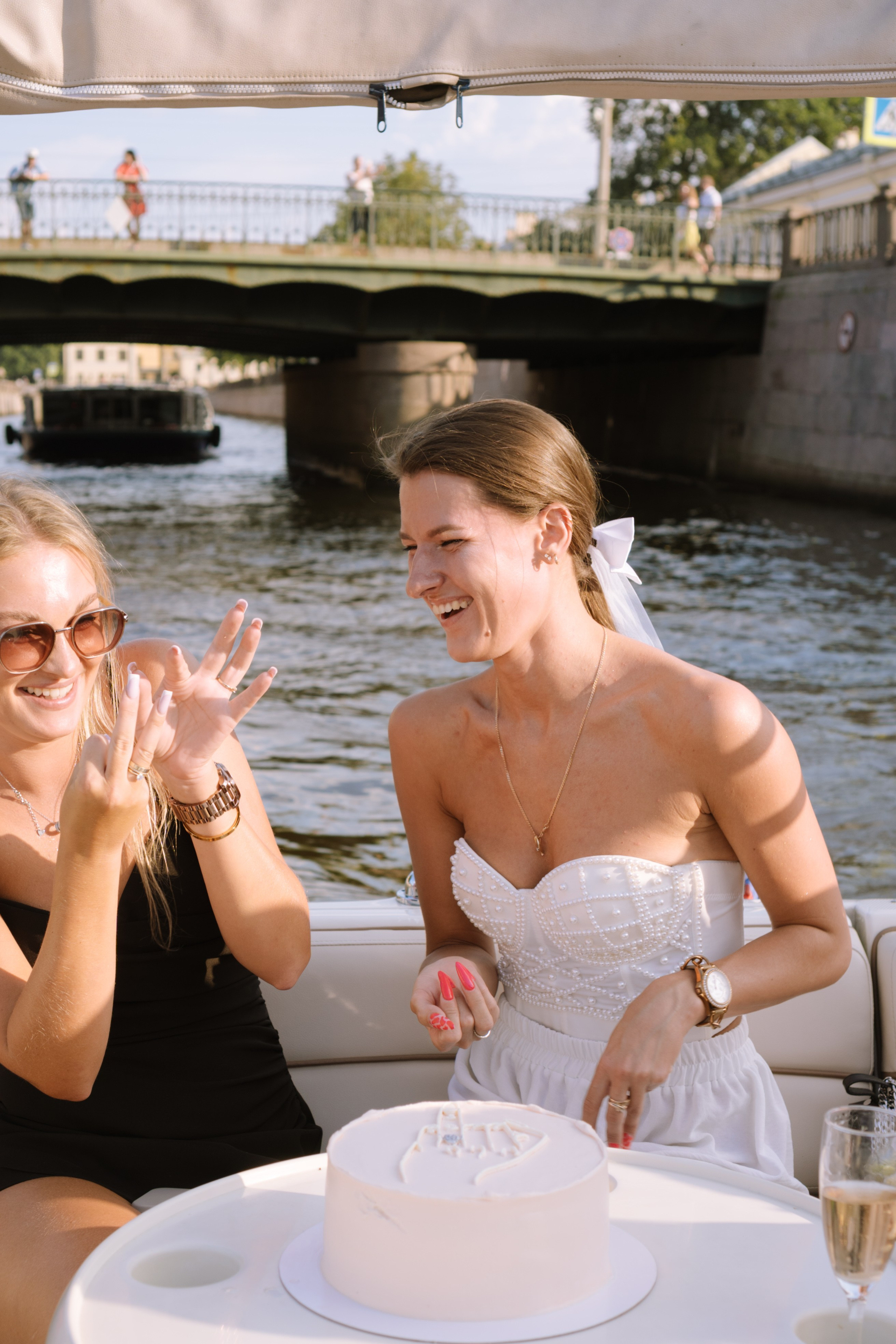 ДЕВИЧНИК НА КАТЕРЕ. Профессиональный фотограф, Санкт-Петербург — Виктория Богомолова