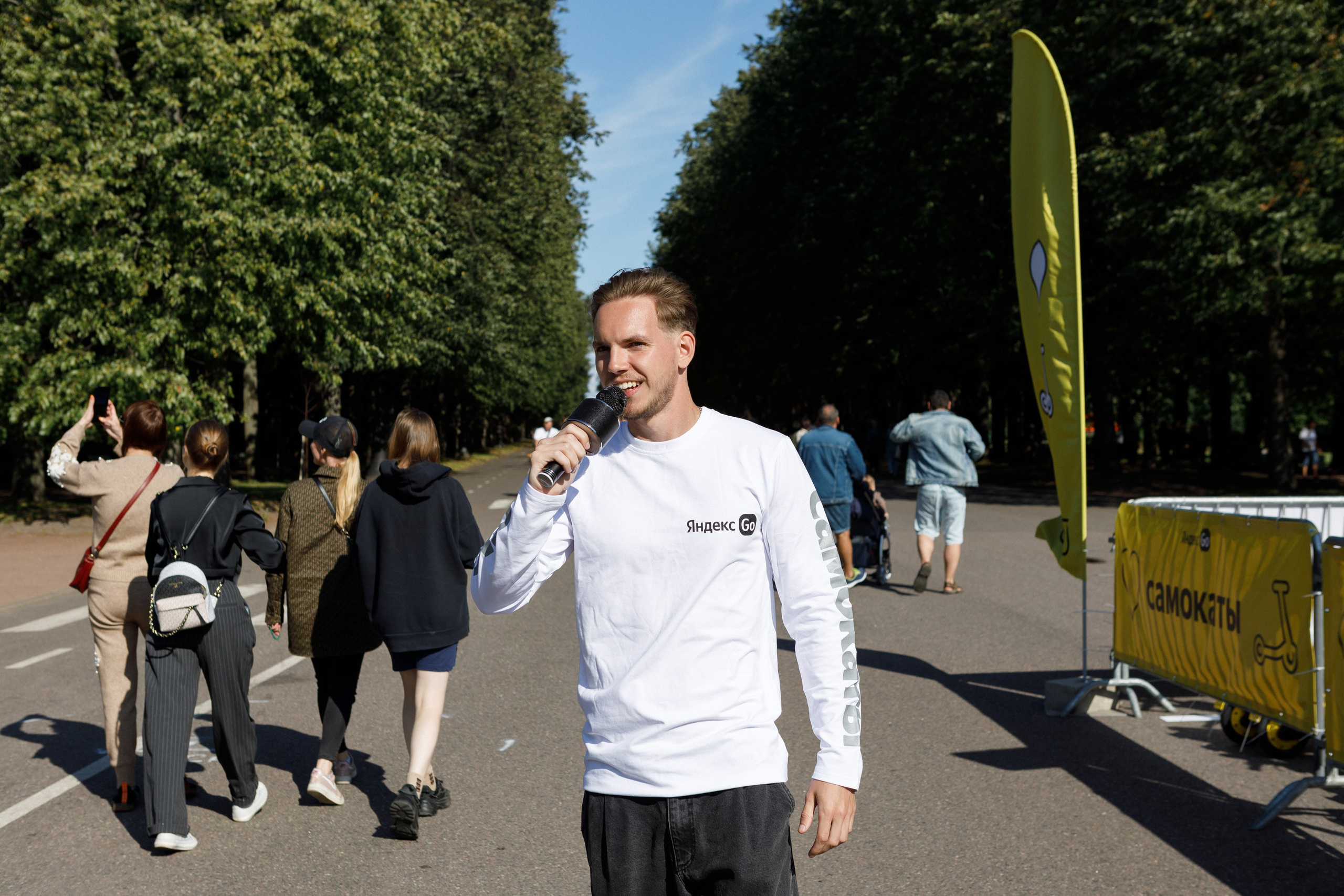 Яндекс Самокат. Свадебный и репортажный фотограф в Санкт-Петербурге Николай Голованов