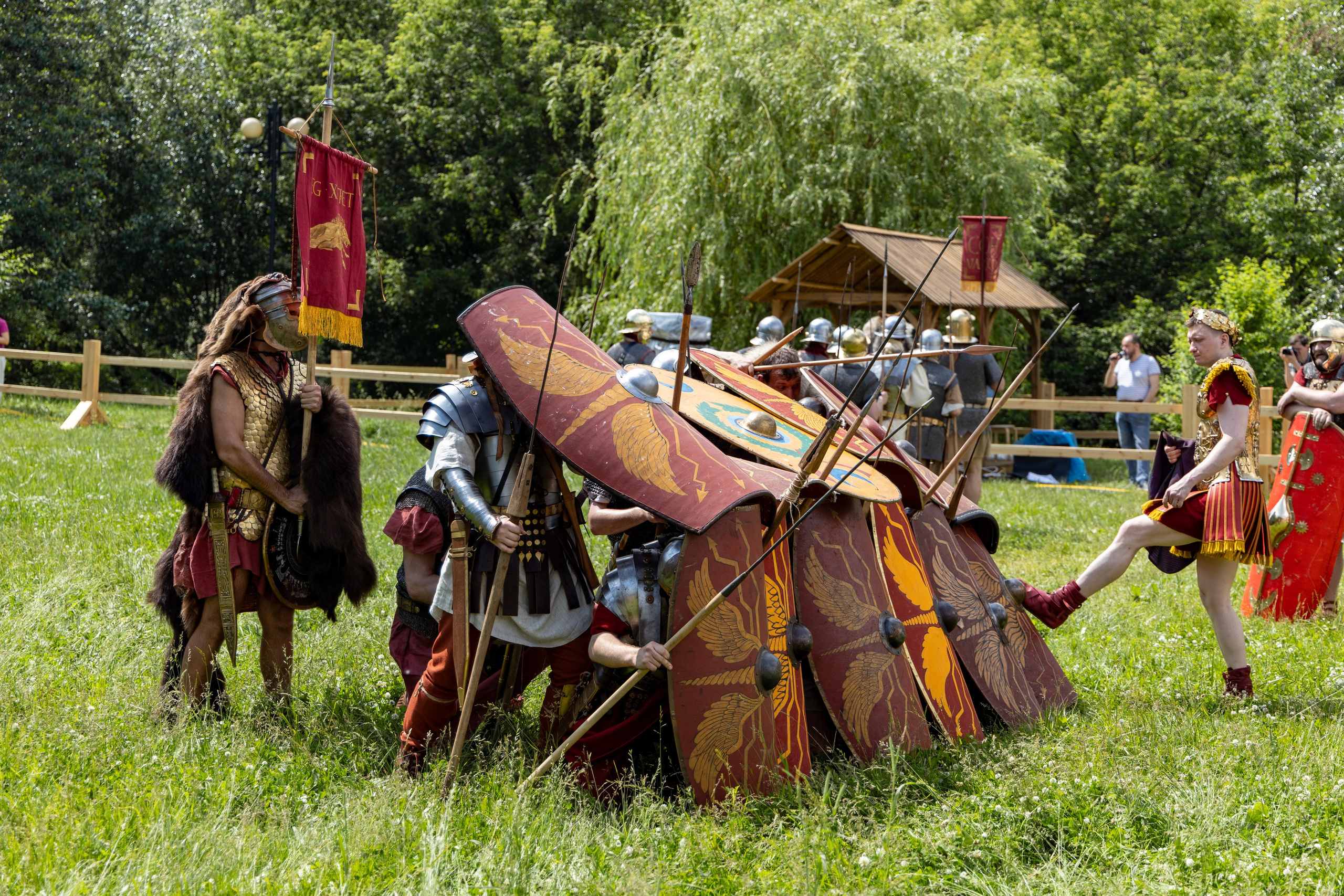 Времена и эпохи 2024. Ростокинский акведук. Площадка Античность. Репортажный, семейный и студийный фотограф в Москве Демин Алексей