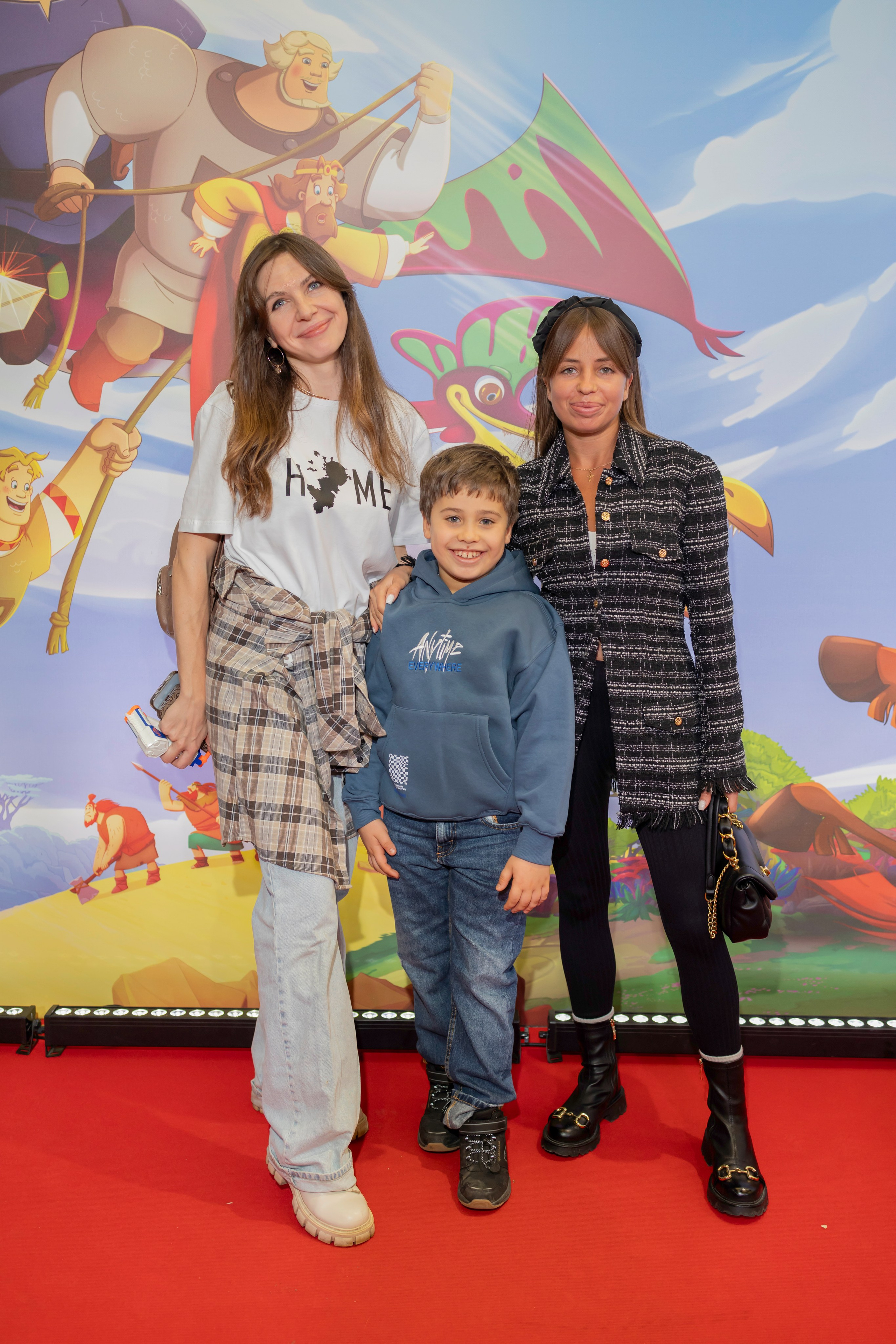 Премьера 3 богатыря. Репортажный, семейный и студийный фотограф в Москве Демин Алексей