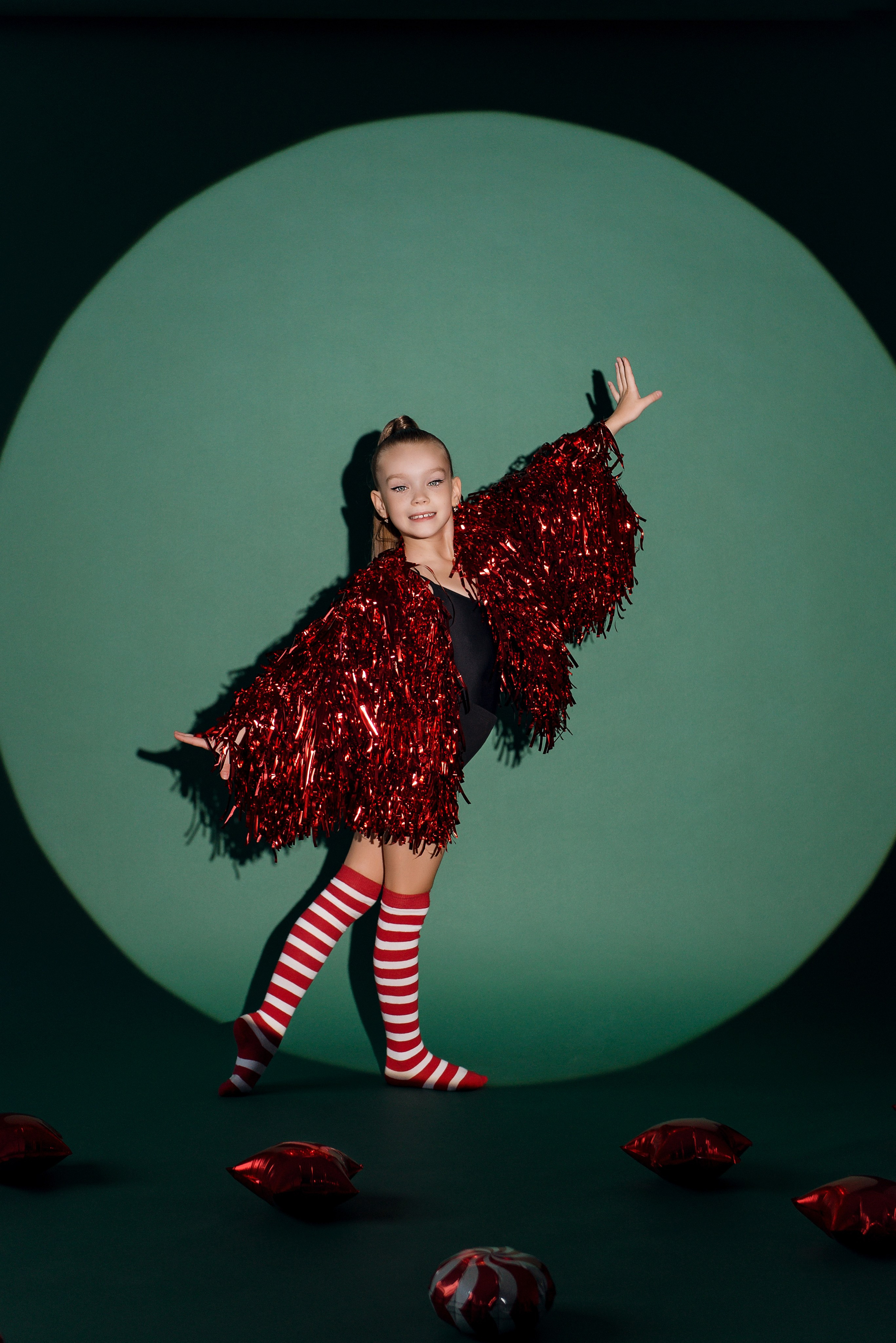 Варя и Лиза Новый год. Детский фотограф в Долгопрудном и Москве