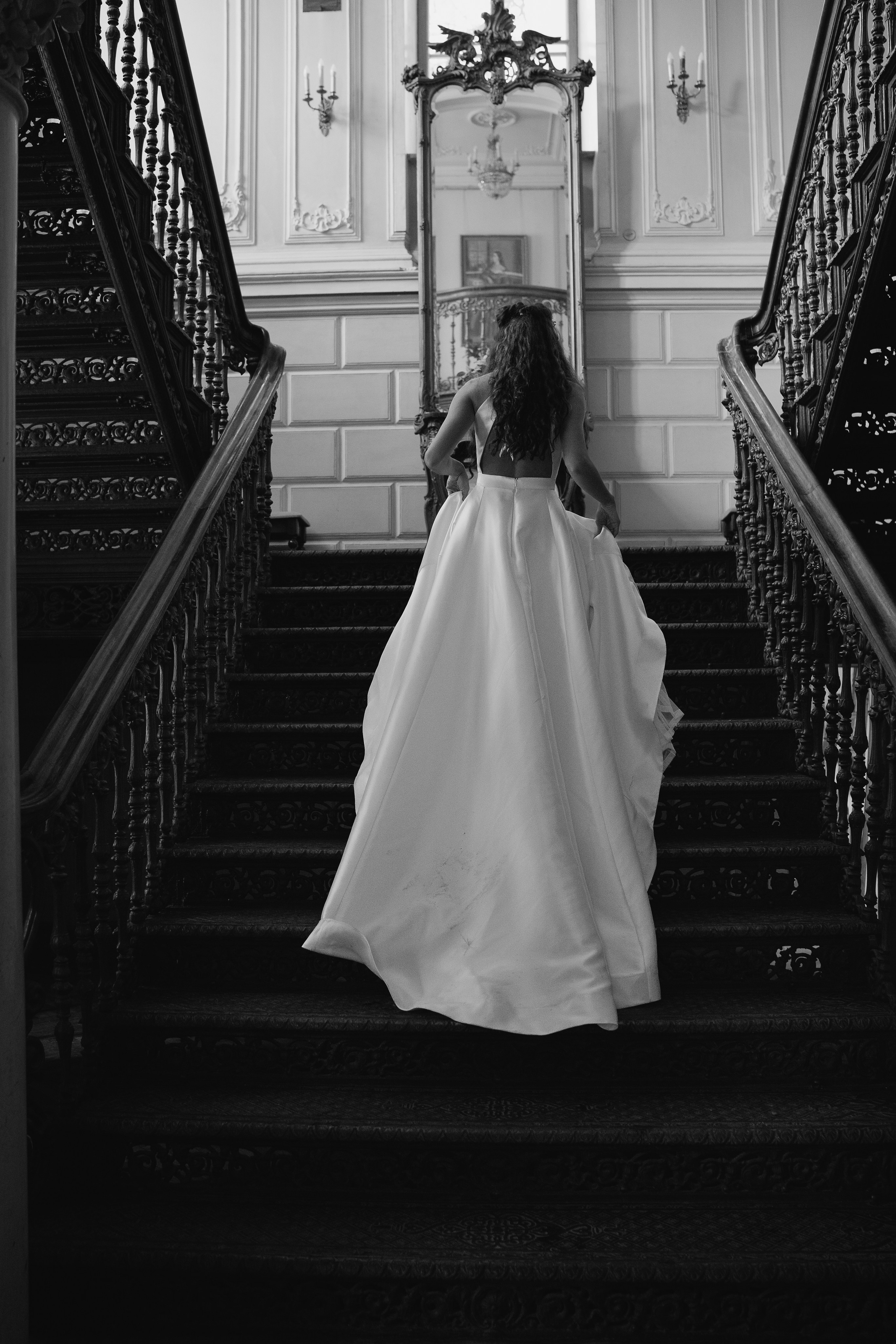 Свадебная фотосессия в библиотеке. Семейный фотограф в Москве Галина Гончар