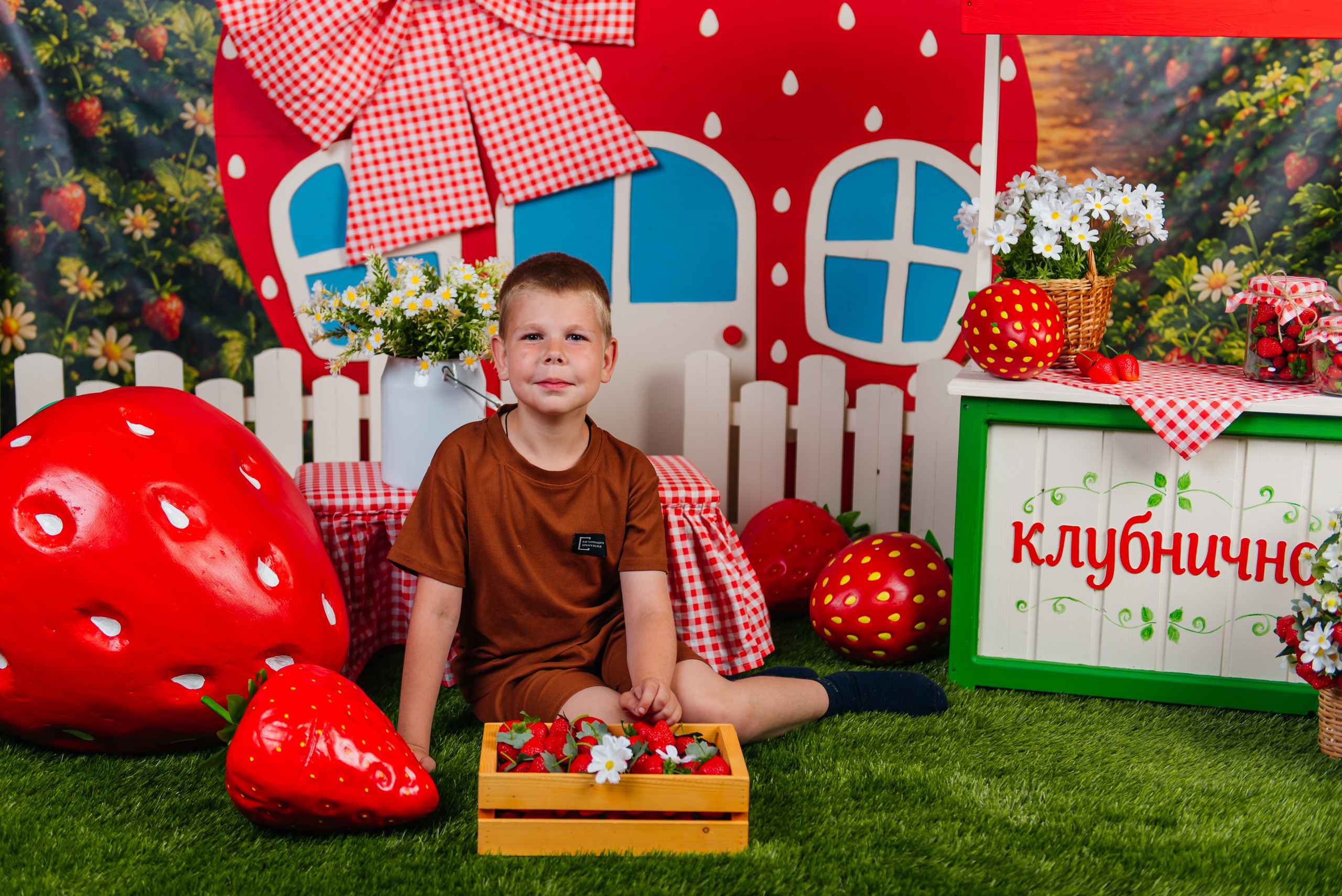 Клубнично. Фотограф в Республике Мордовия София Сержантова