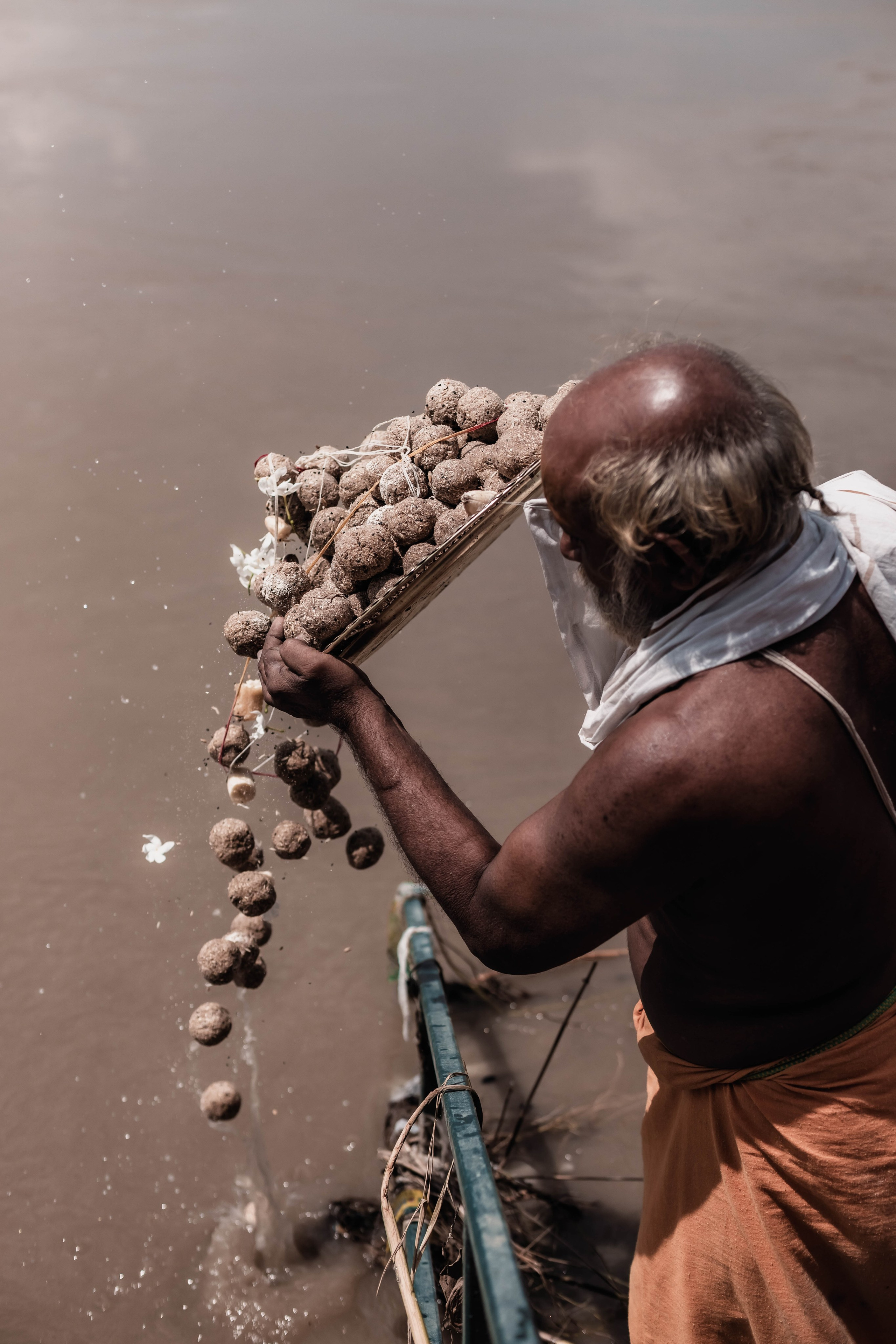 Pitri Paksha yagyas & poojas Devraha Baba ji ashram. Mariam Bagdasaryan