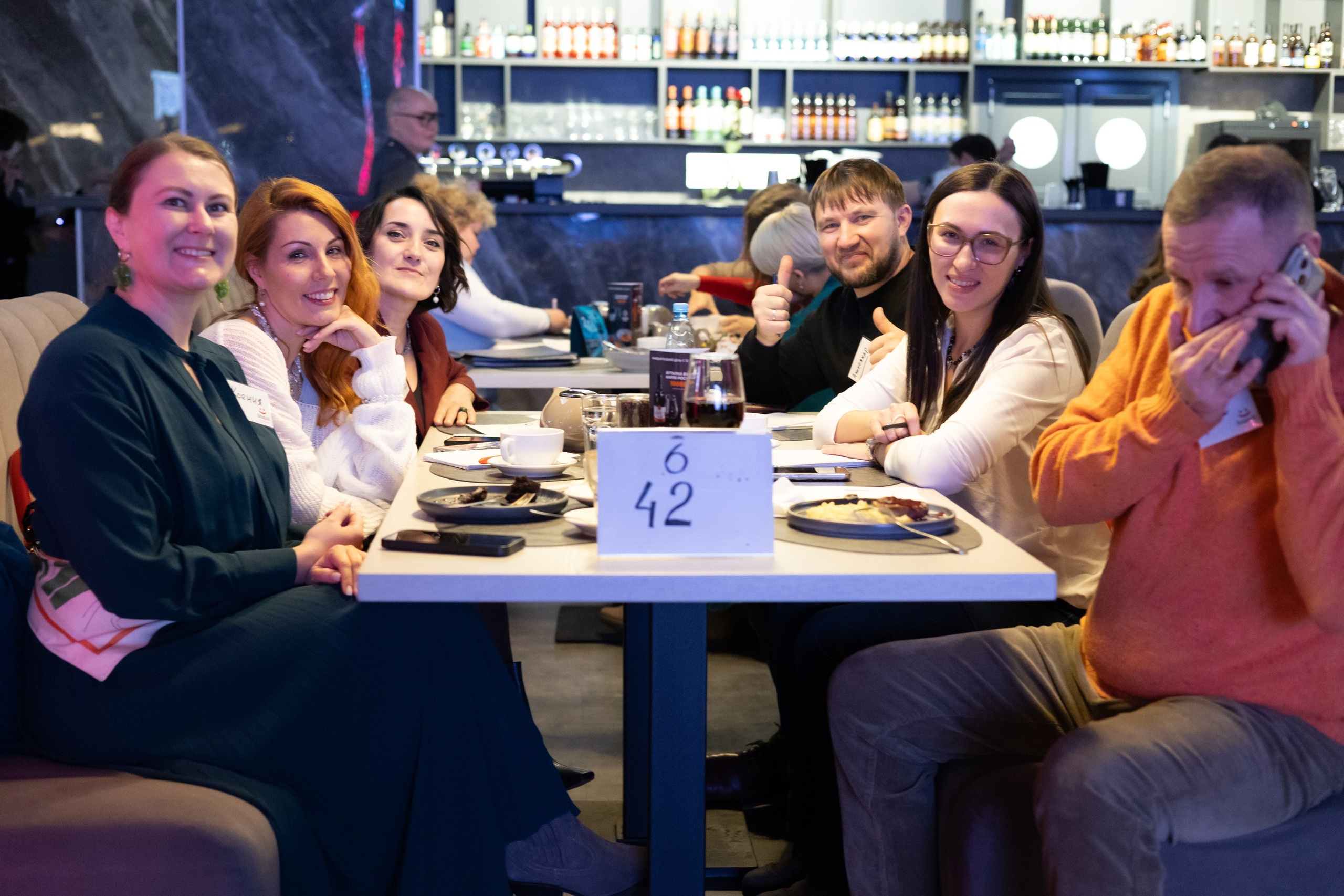 13ая BIZ QUIZ: деловая игра | Красноярск. Фотограф Красноярск съемки лавстори, фотосессия в студии, портретная съемка, творческие фотосессии