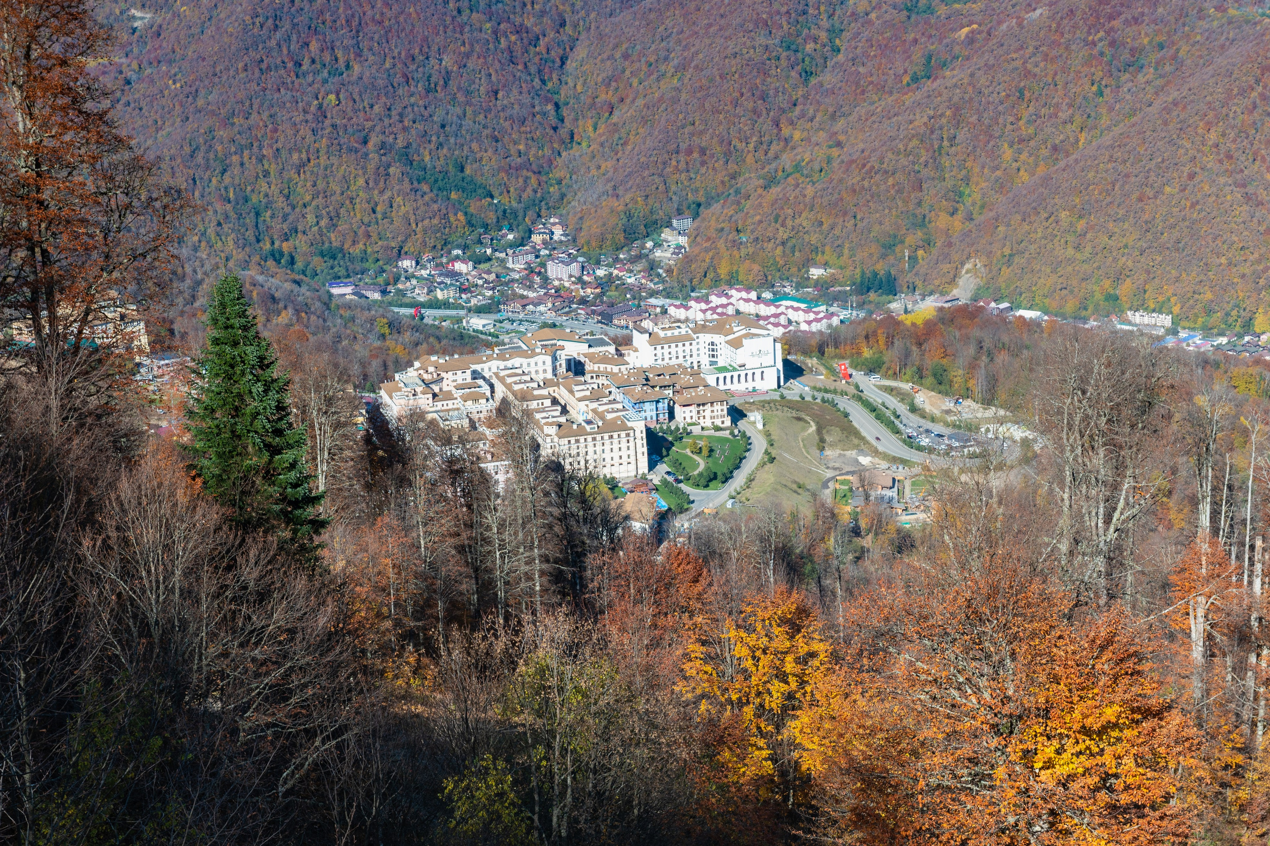Mice мероприятие — прогулка на водопад Поликаря на курорте Красная Поляна. Репортажный фотограф в Красной Поляне и Сочи Павлюченко Екатерина