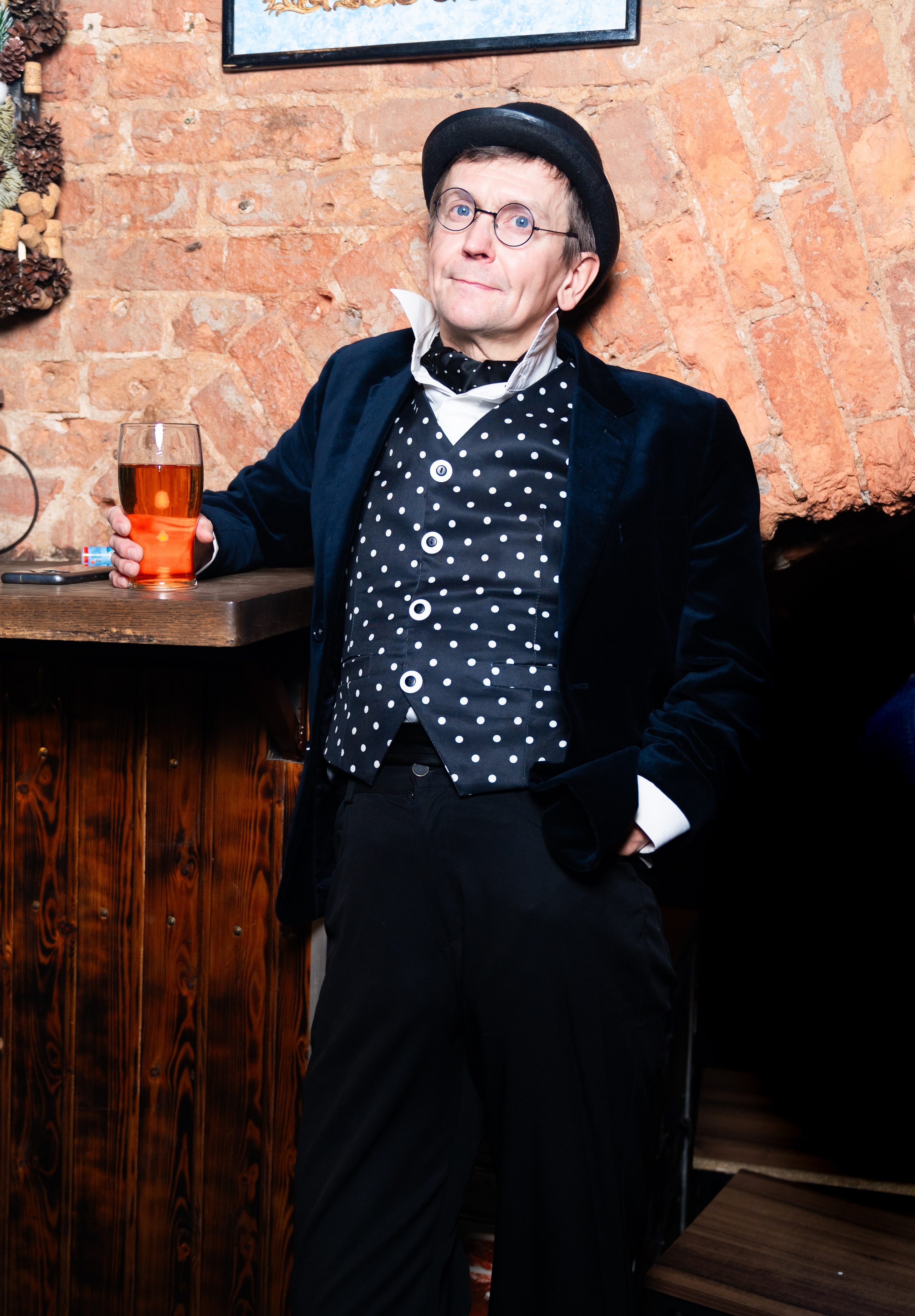 Новый год 2026. Новогодняя ночь 2026 в баре Дебошир (Debaser). Репортажный, street и urban фотограф в Санкт-Петербурге Мальцев Евгений