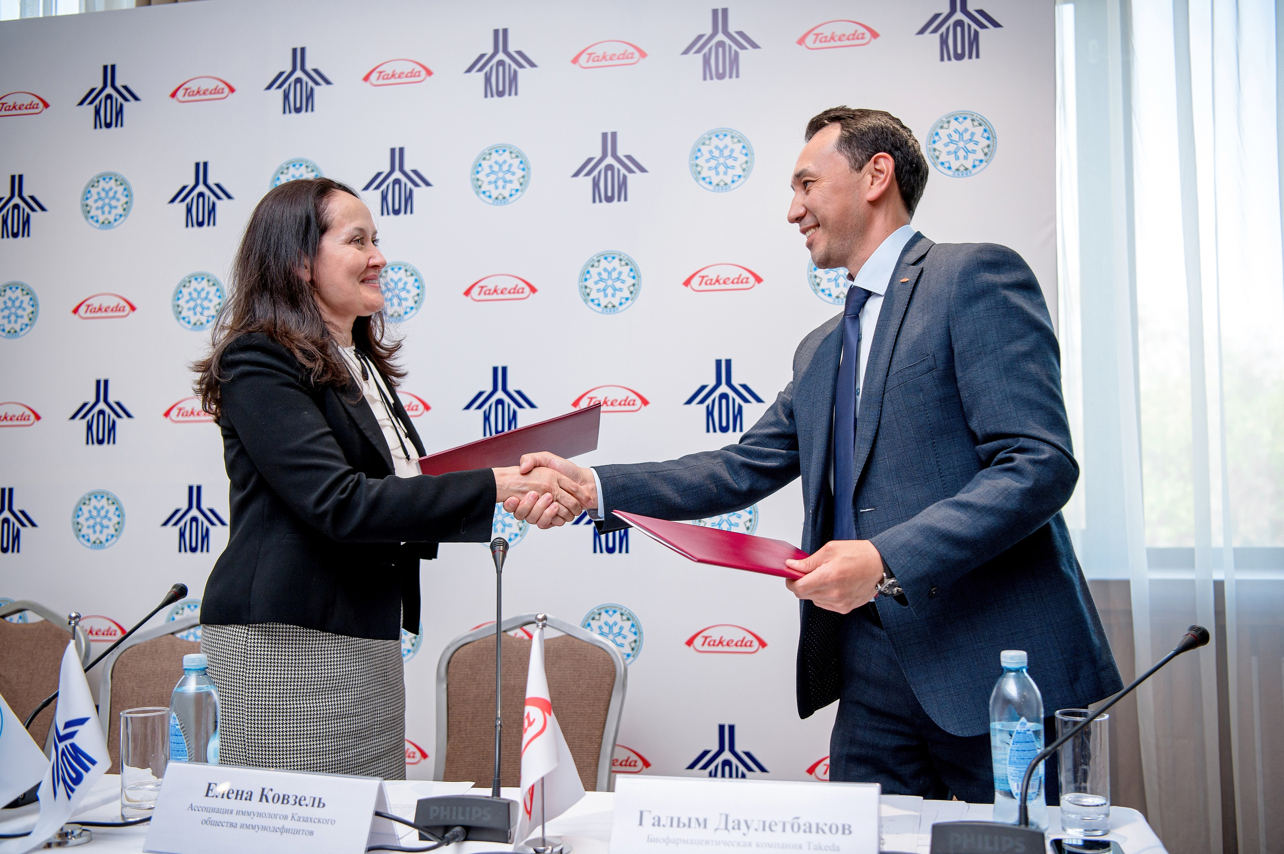 Конференции. Семинары. Елена Северина фотограф, Алматы: репортаж (спорт, концерты, конференции), предметная и фуд-съёмка, портреты, каталоги, фэшн, ретушь