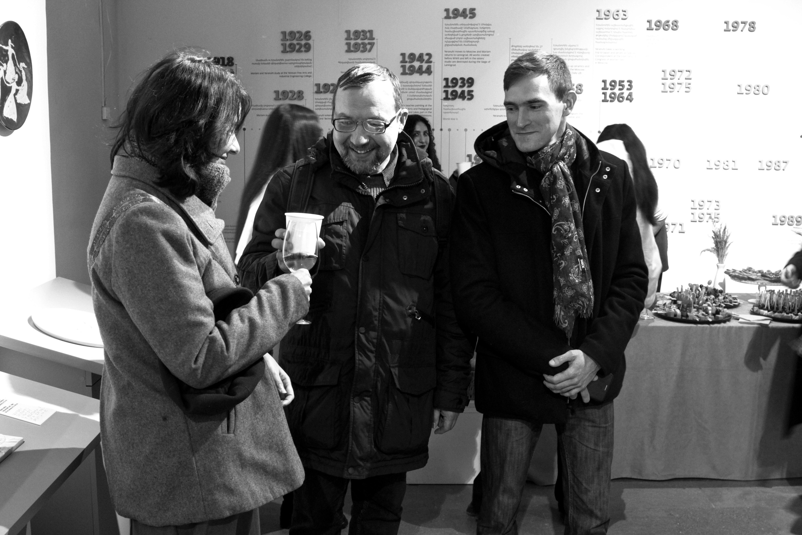 Выставка в г. Гюмри, Армения. Фоторепортаж  Д. Несмелова. Арт-фотограф Ксения Якутович