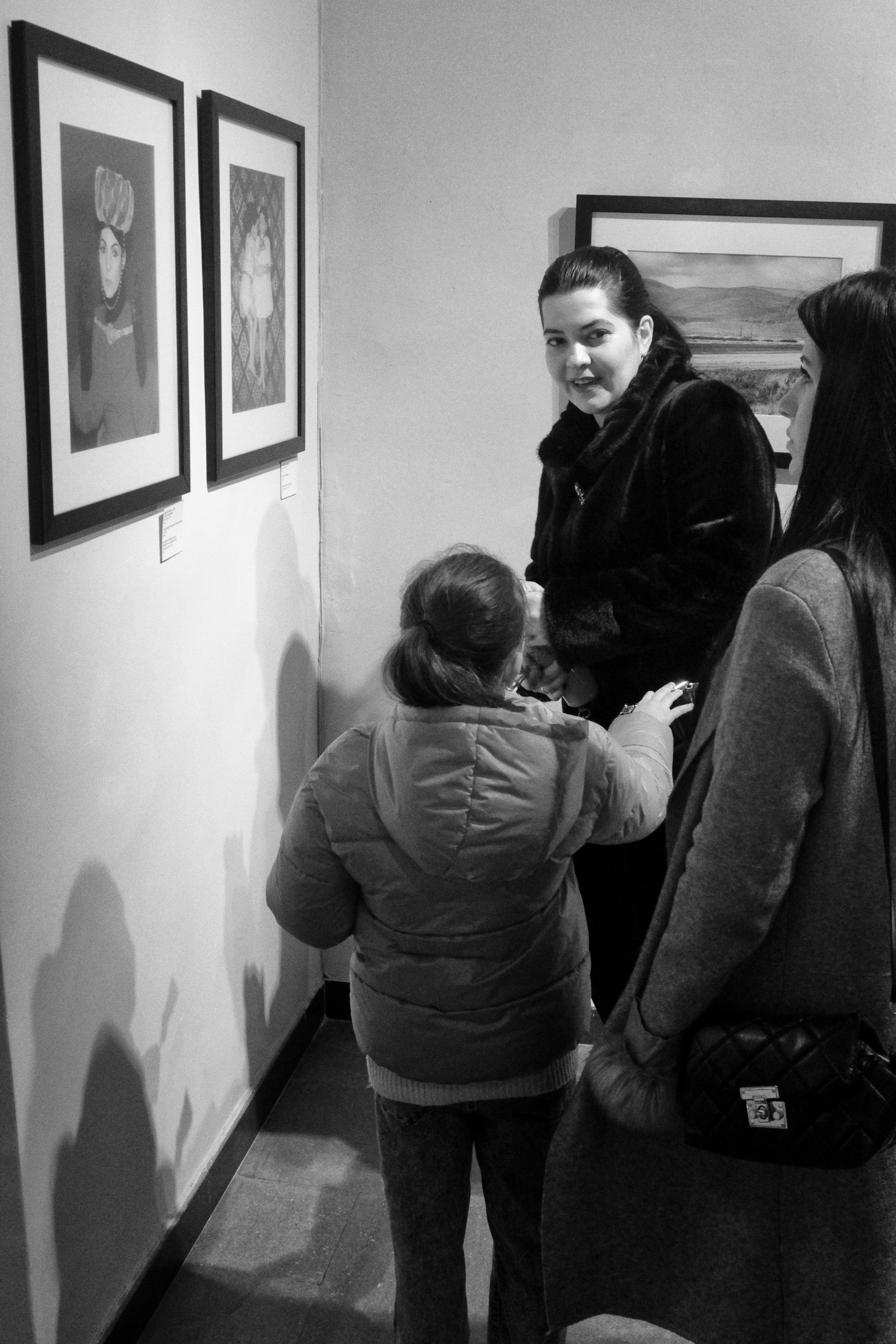 Выставка в г. Гюмри, Армения. Фоторепортаж  Д. Несмелова. Арт-фотограф Ксения Якутович