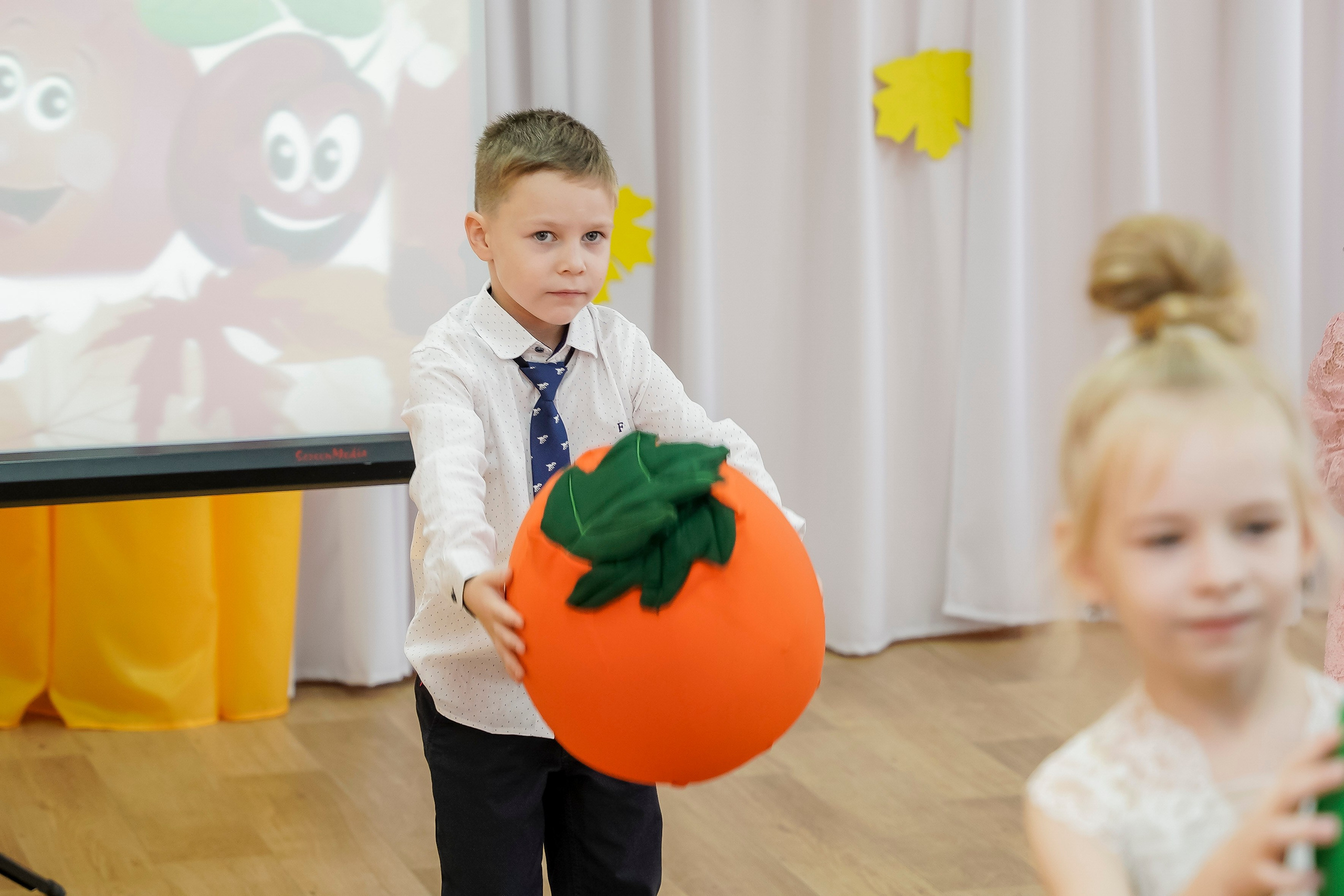 Еще осень. Геннадий Войтов — контент под любые задачи