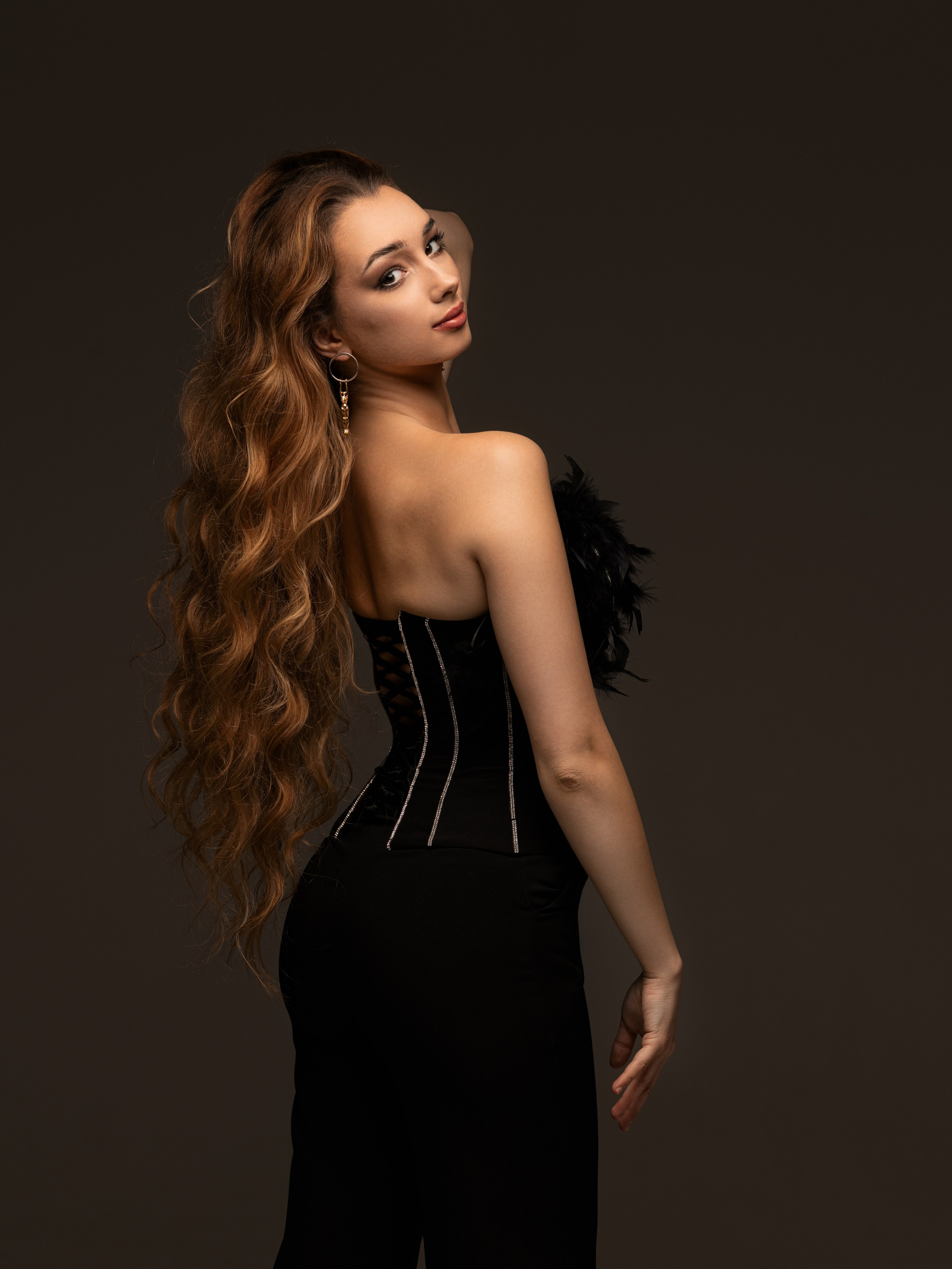 Студийная съемка с Полиной на циклораме в формате для «себя». Дмитрий Шульгин, портретный фотограф в Воронеже