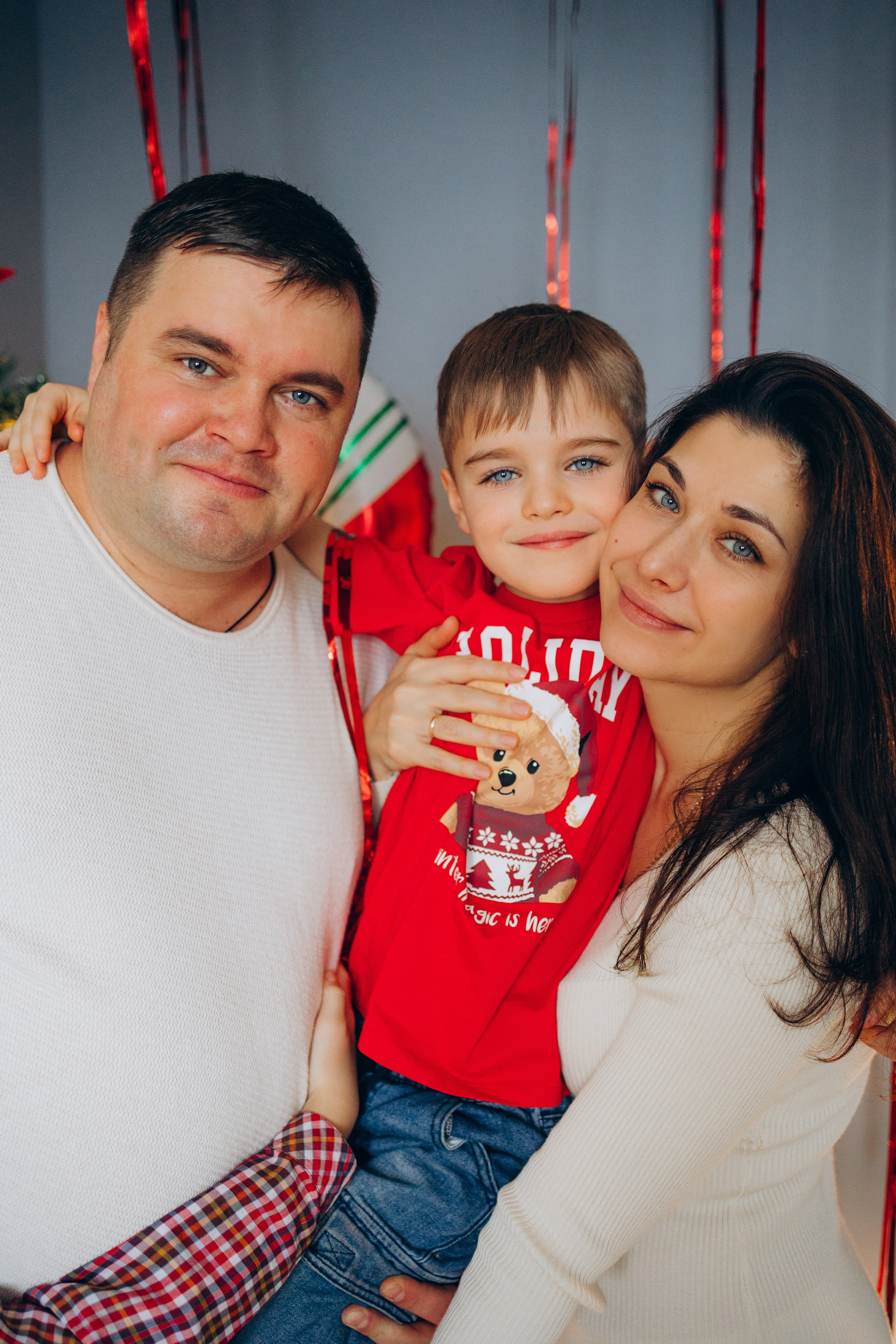 Семья — это тепло объятий и свет улыбок!. Фотограф Москва Светлана Кирюшина