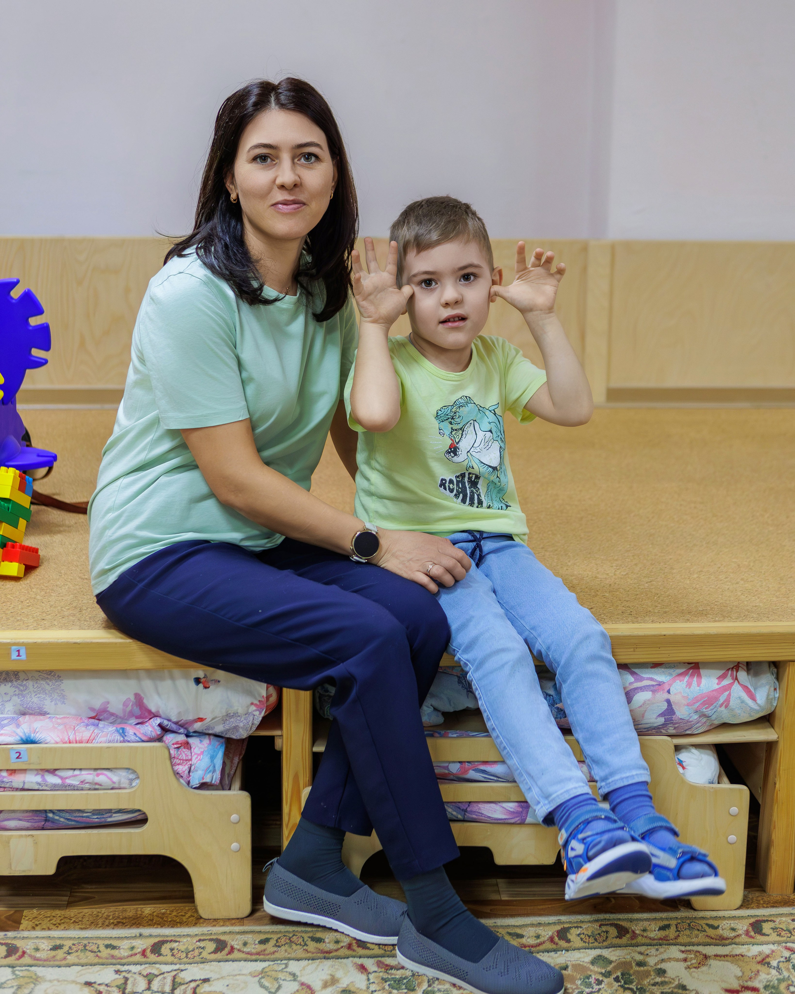 МК к 8 марта. Выпускные альбомы и школьный фотограф в Подольске, Троицке, Щербинке, Москве и Московской области