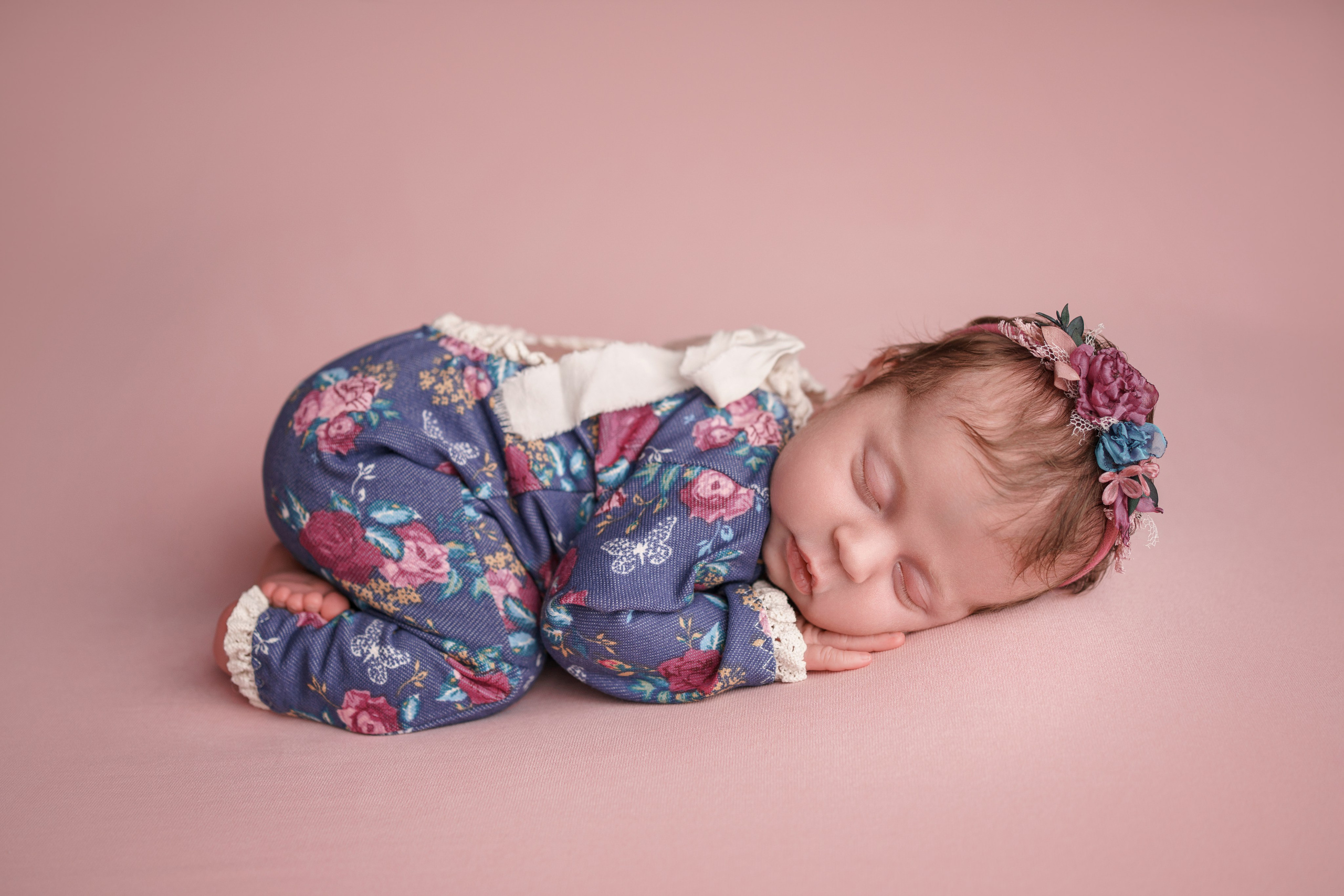 Фотосессия новорожденных | Галерея трогательных кадров малышей в стиле newborn. Фотосессия новорожденных в Москве и Московской области | Профессиональный фотограф newborn — Татьяна Иванова