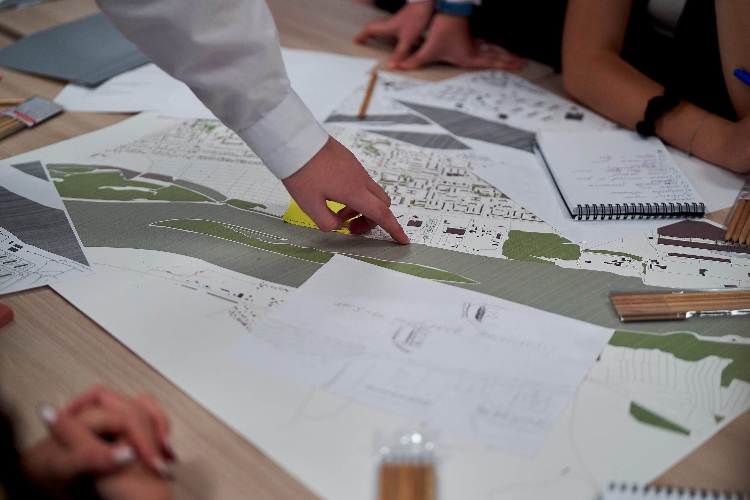 Городская экспедиция «Взрослый взгляд на Нижний» (Эн+ & Точка Урбан). Репортажный фотограф Вилянов Евгений. Нижний Новгород