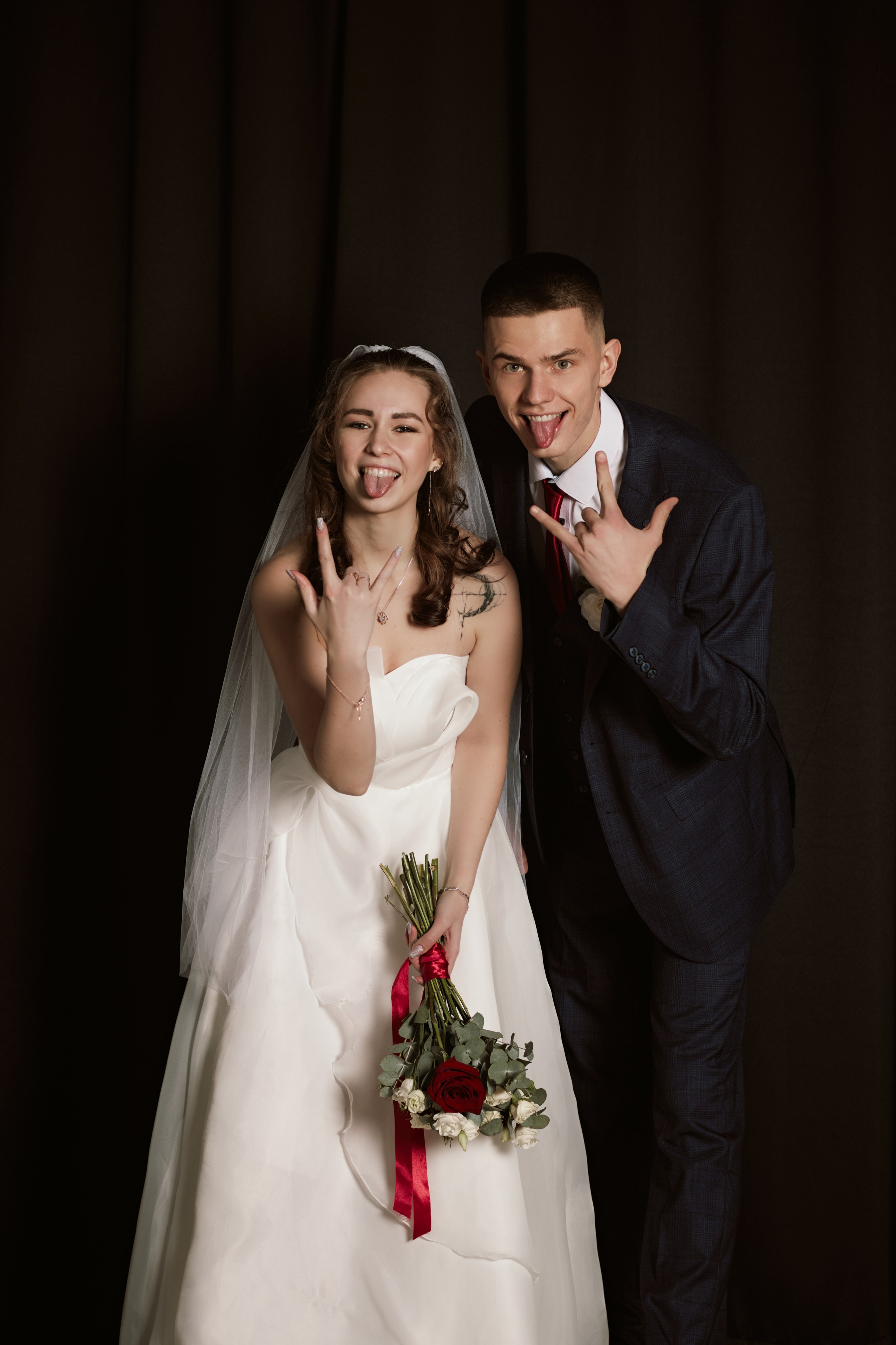 Студия + ЗАГС | Вероника & Иван. Фотограф Красноярск | Ховрин Иван | Свадьбы, Мероприятия, Фотосессии