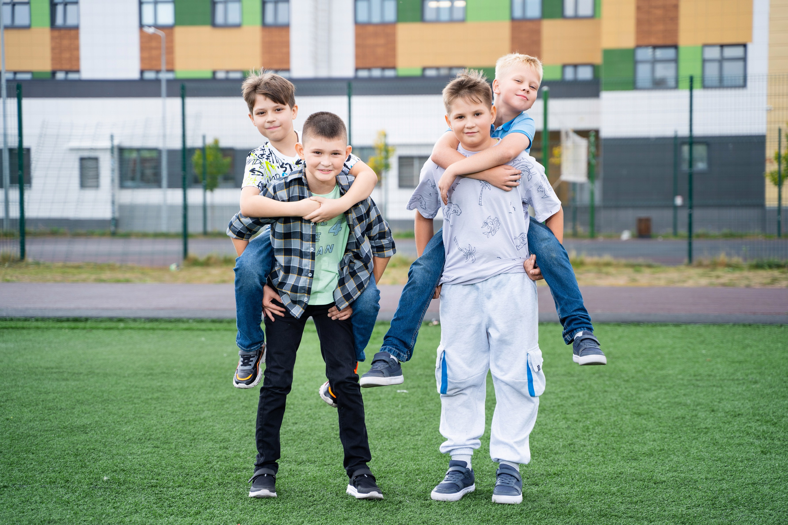 Стиль Карандаши 2. Выпускные альбомы Нижнекамск Набережные Челны Фотостудия Небо