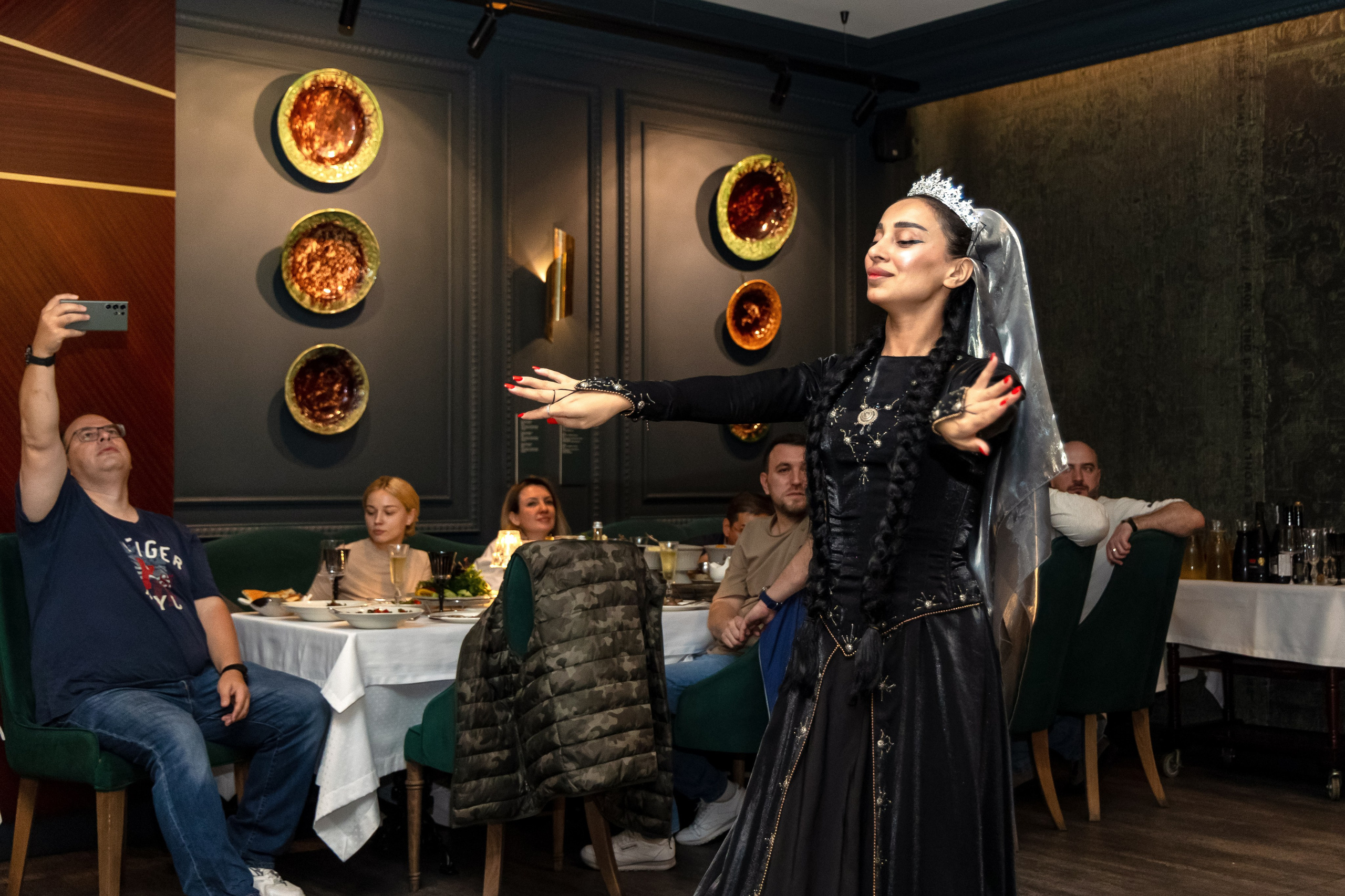 Выездное фотосопровождение туристов. Свадебный и семейный фотограф в Каспийске Алёна Нурмагомедова