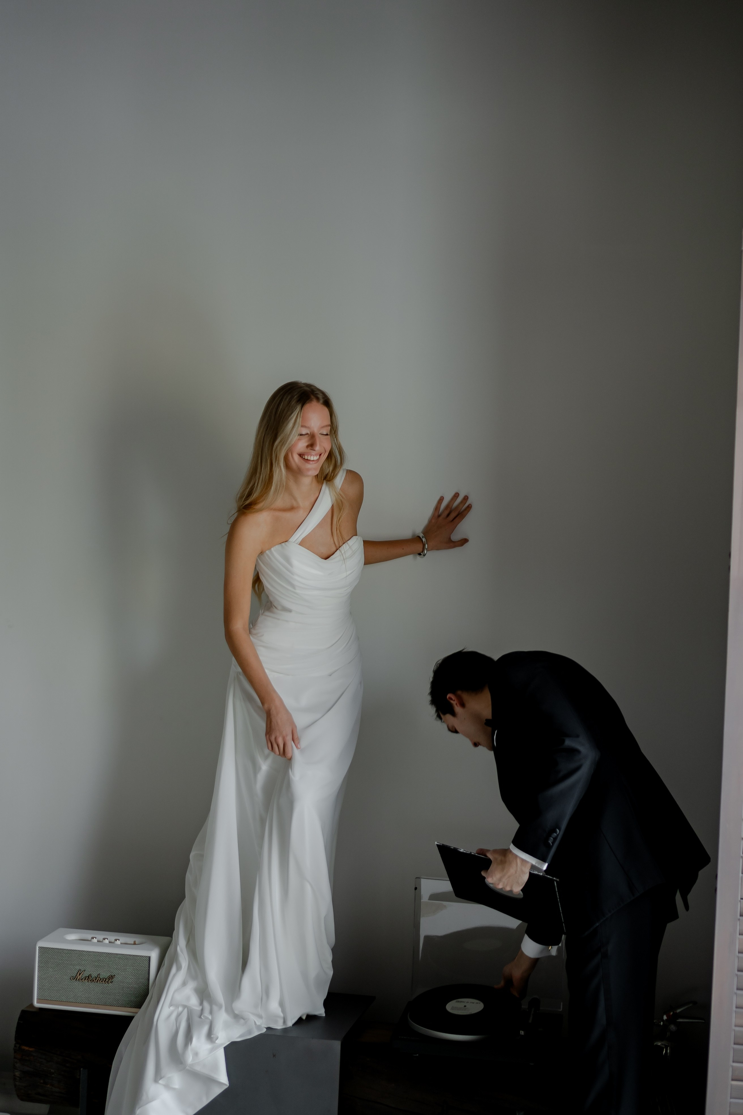 ЭЛЕГАНТНАЯ СВАДБЕНАЯ СЬЕМКА ЖЕНИХА И НЕВЕСТЫ В ДОРОГОМ ОТЕЛЕ САНКТ-ПЕТЕРБУРГА. Профессиональный фотограф, Санкт-Петербург — Виктория Богомолова