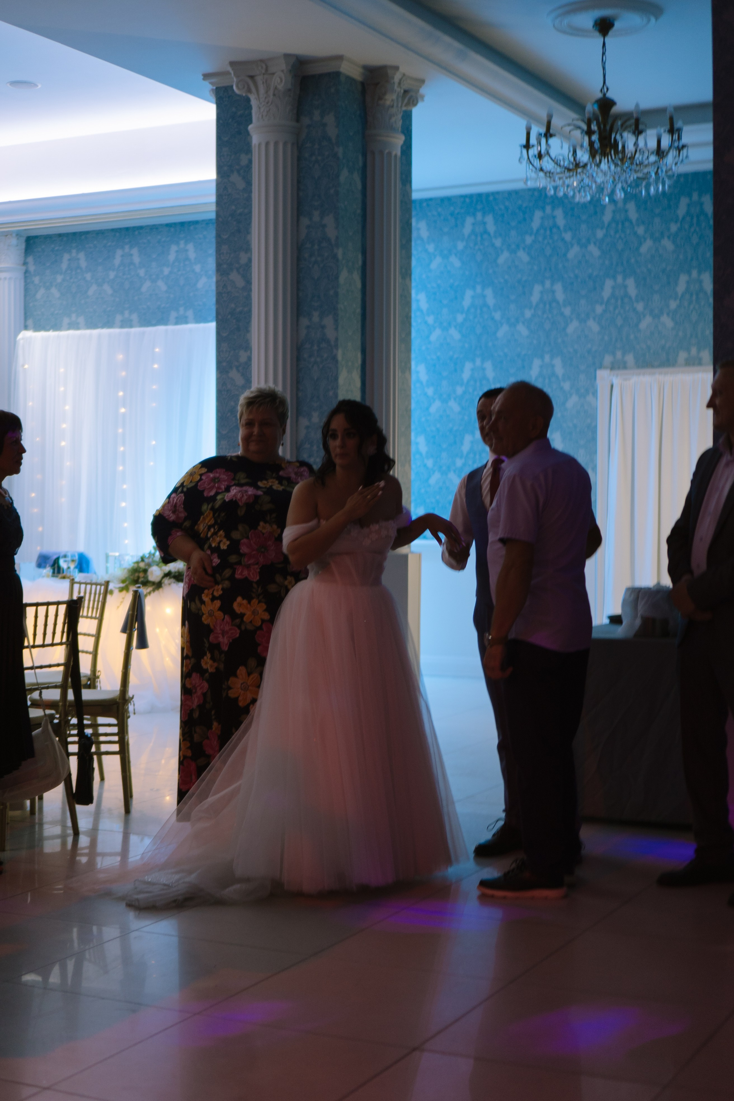 ТАНЕЦ ОТЦА И ДОЧЕРИ НА БАНКЕТЕ (СВАДЕБНАЯ ФОТОСЕСИИЯ БАНКЕТА). Профессиональный фотограф, Санкт-Петербург — Виктория Богомолова