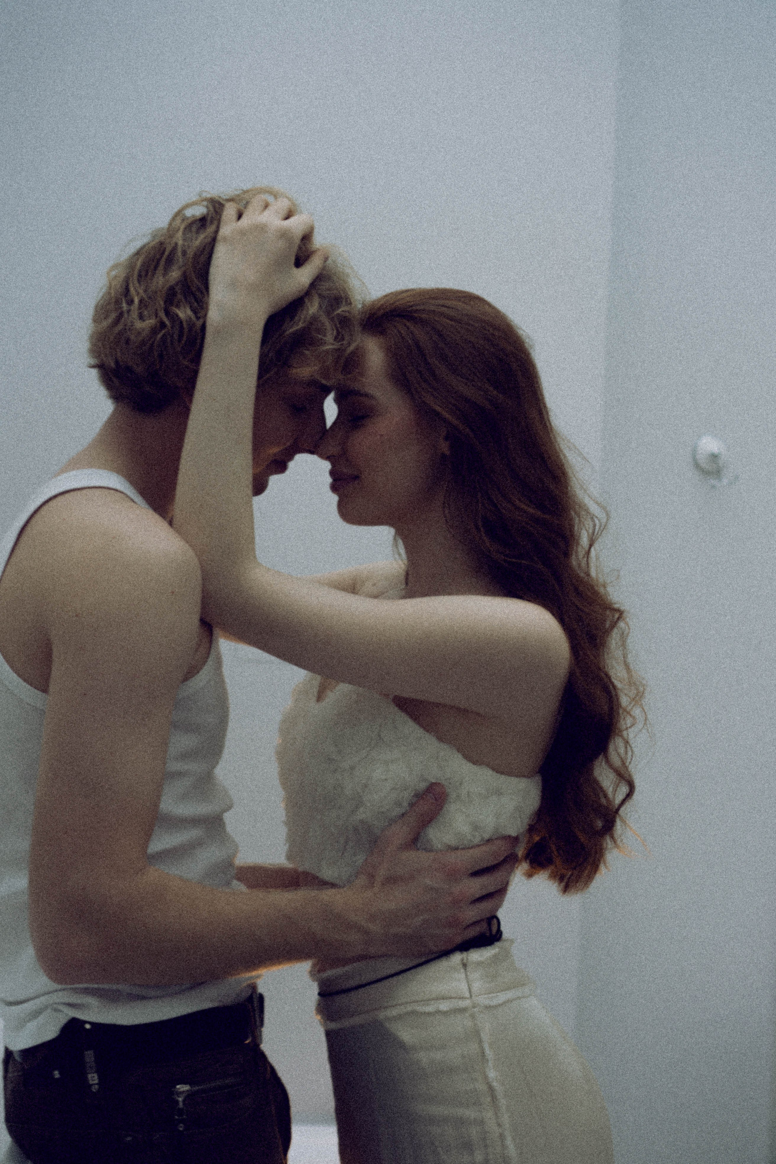 СВАДЕБНАЯ СЬЕМКА В ОТЕЛЕ. СБОРЫ ЖЕНИХА И НЕВЕСТЫ И ТАКЖЕ ТОР И ПОДГОТОВКА К ПРОГУЛКЕ. Профессиональный фотограф, Санкт-Петербург — Виктория Богомолова