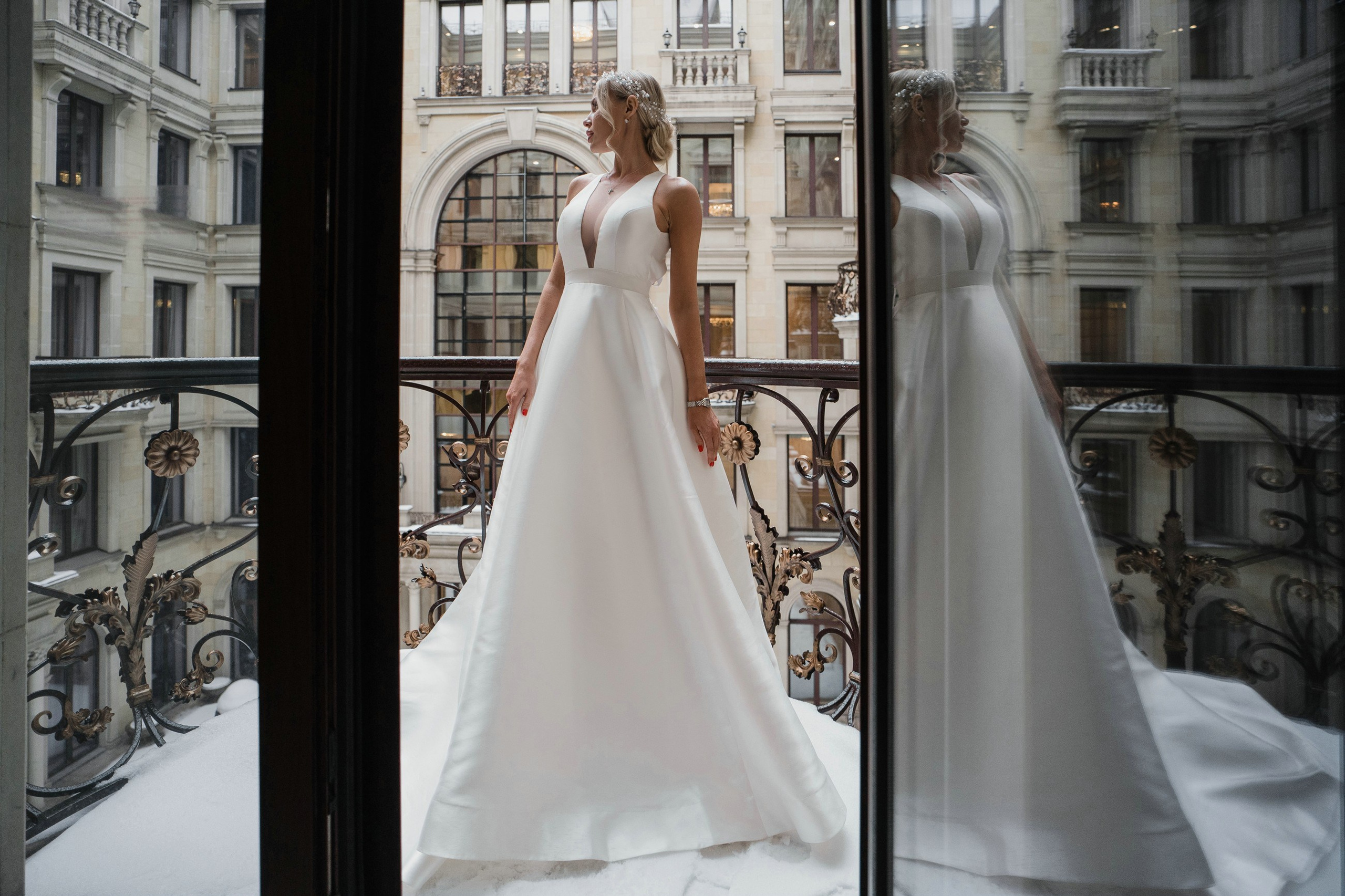 Свадебная фотосессия в отеле St. Regis Москва Никольская. Свадебный и семейный фотограф в Москве Светлана Зоткина