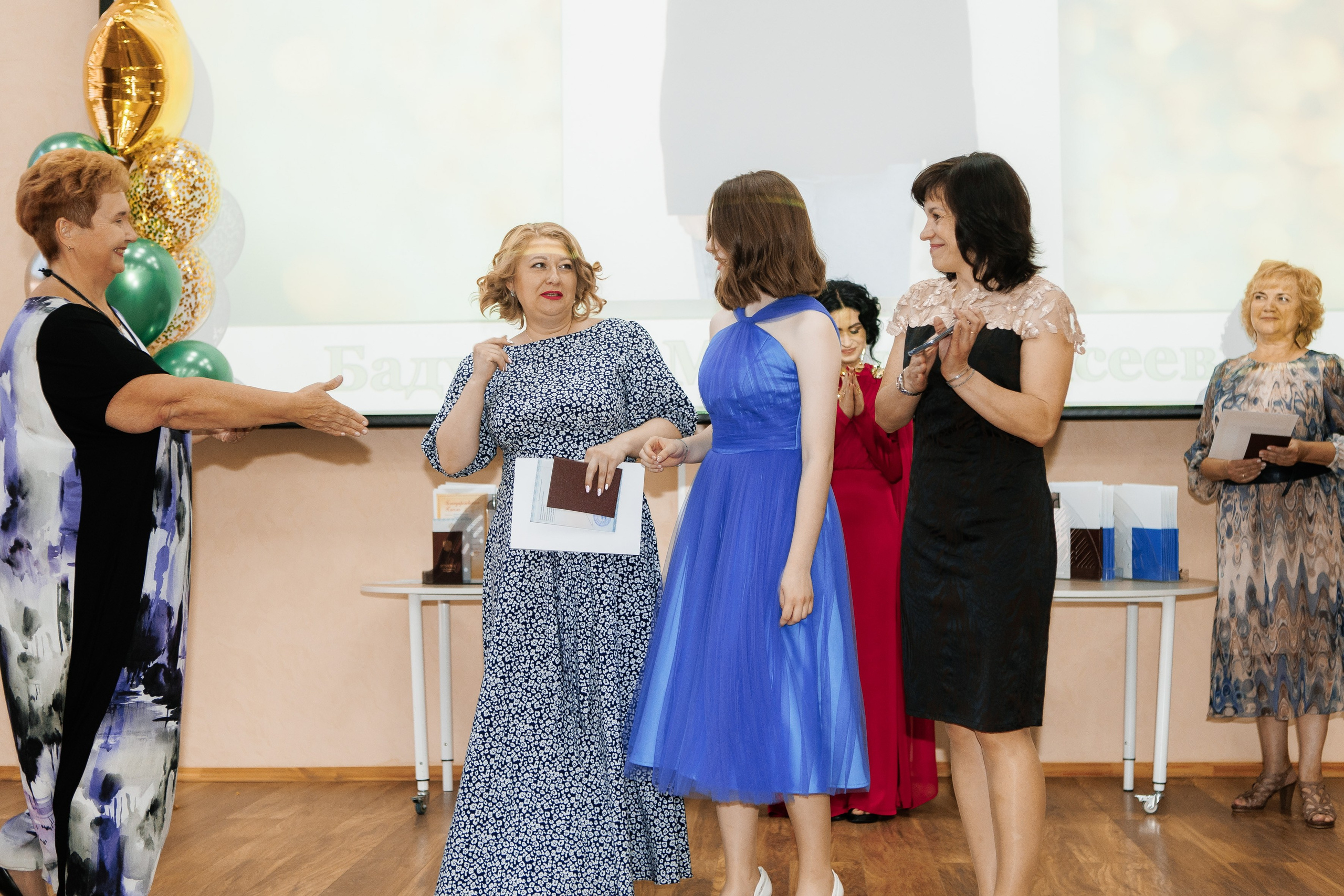 Выпускной Гимназия 12 2024 г. Свадебный и портретный Фотограф в Липецке Дмитрий Котюков